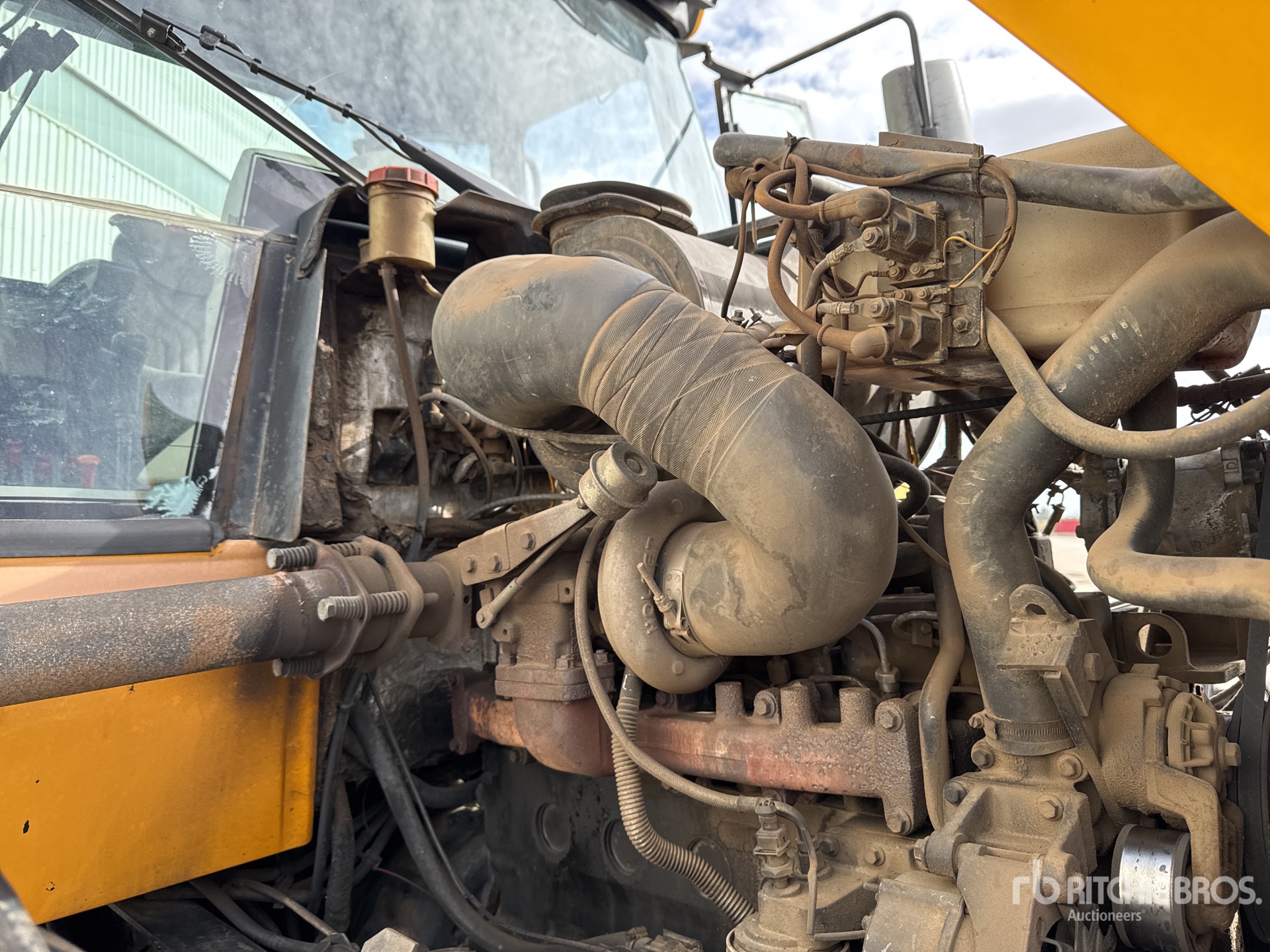 2003 JCB FASTRAC 3185