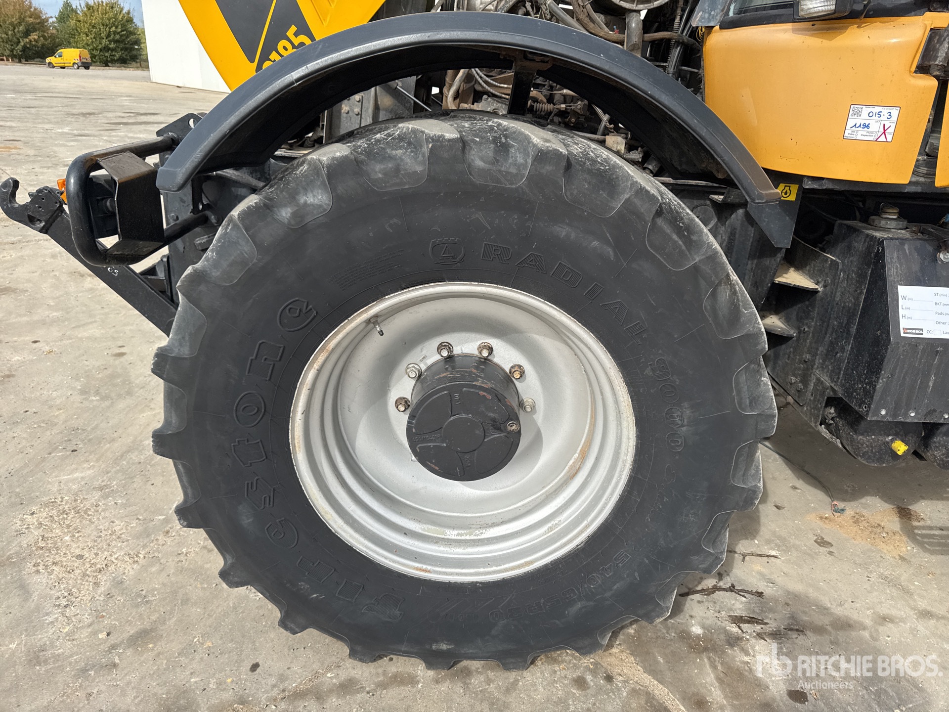2003 JCB FASTRAC 3185