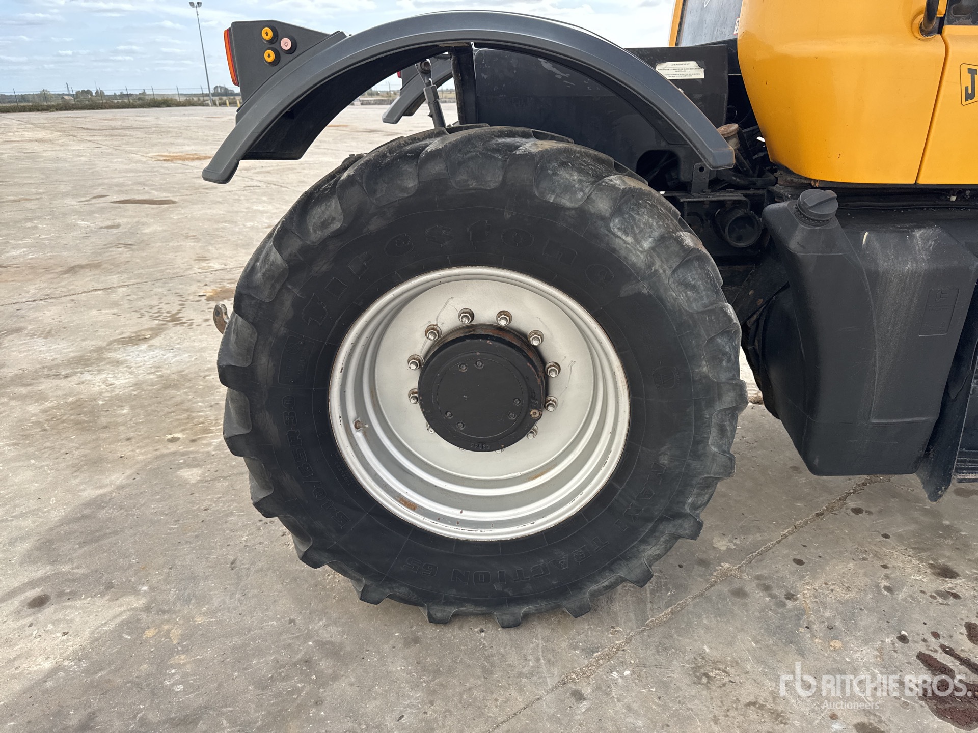 2003 JCB FASTRAC 3185