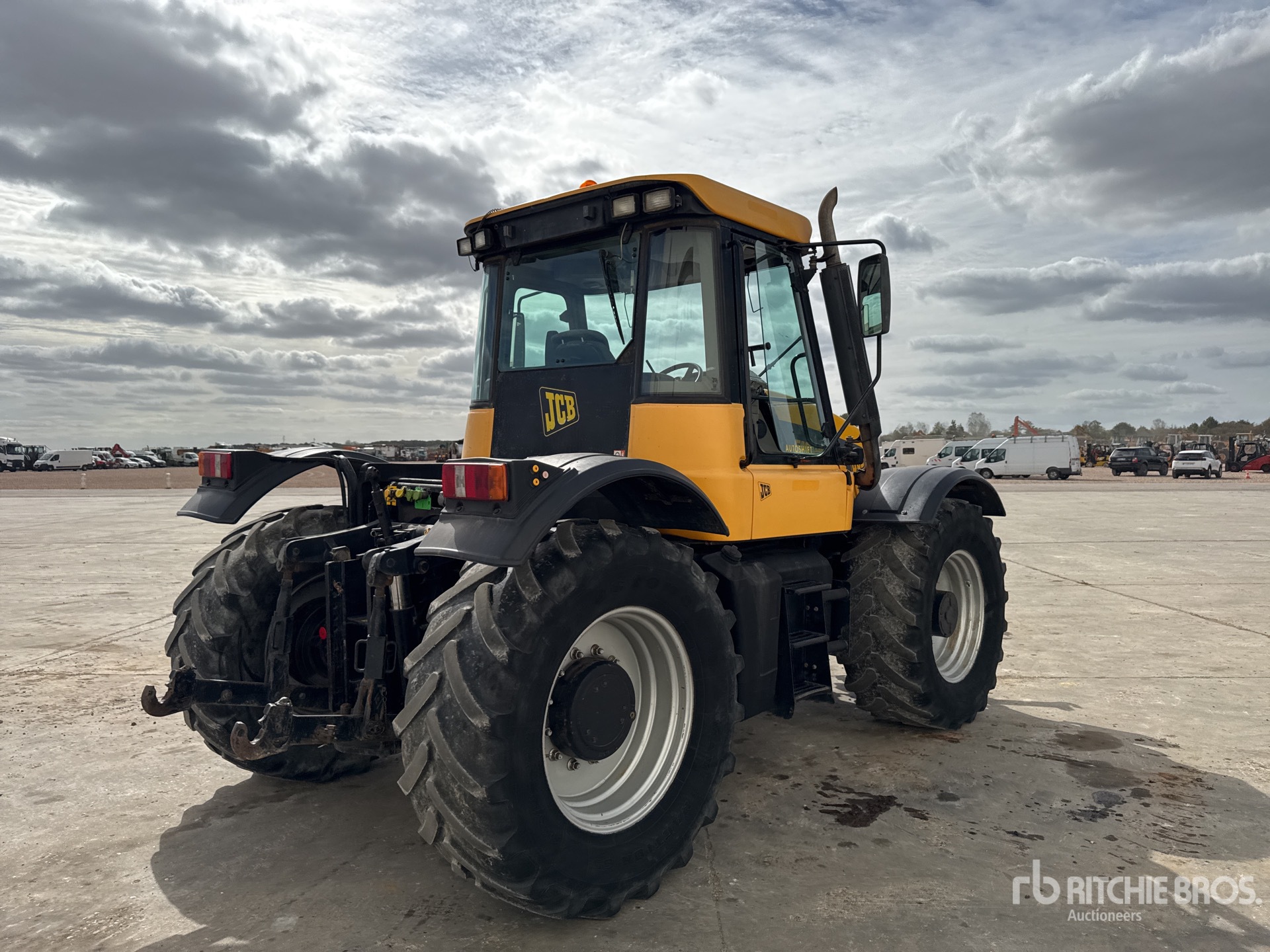 2003 JCB FASTRAC 3185