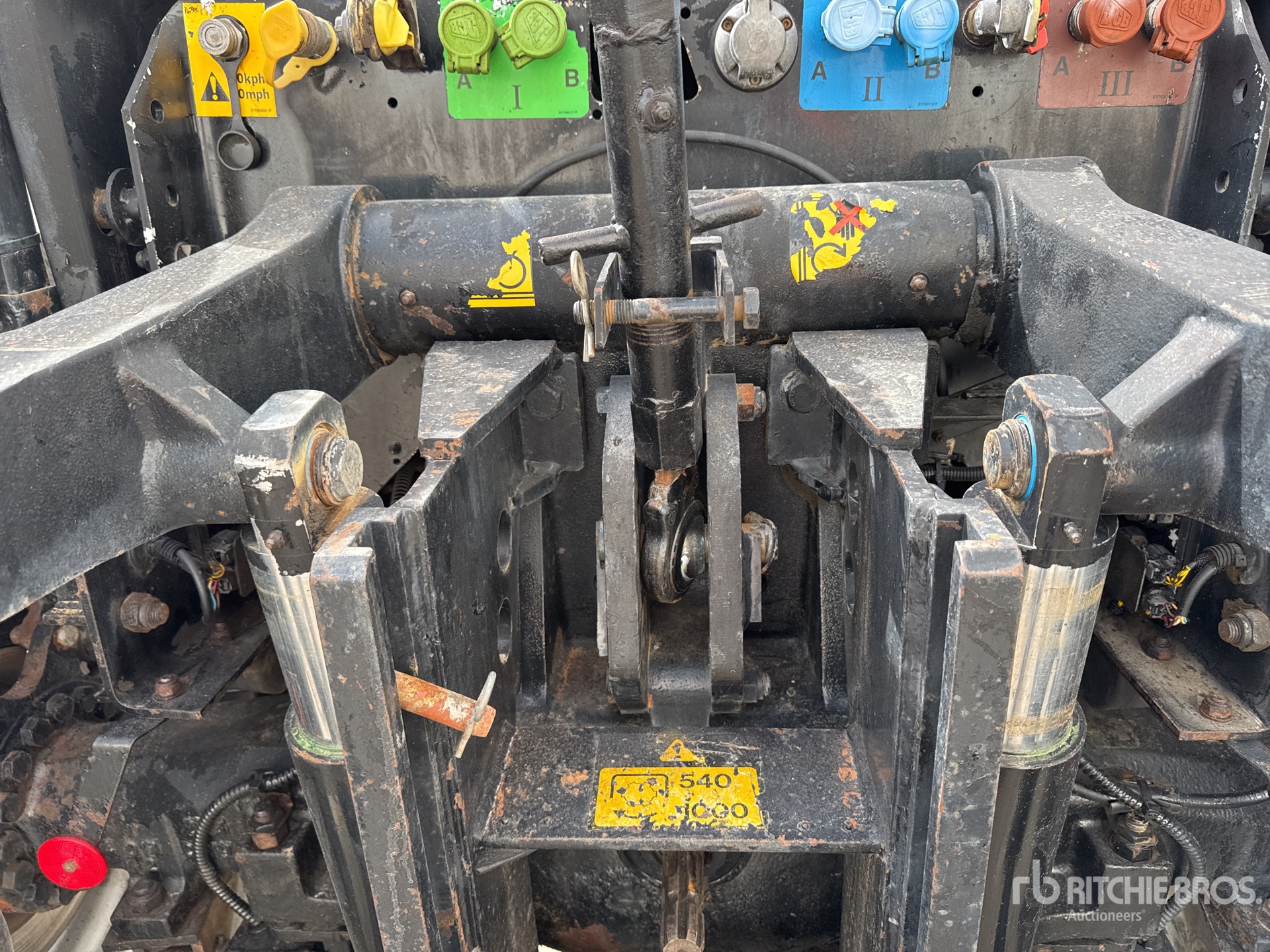 2003 JCB FASTRAC 3185