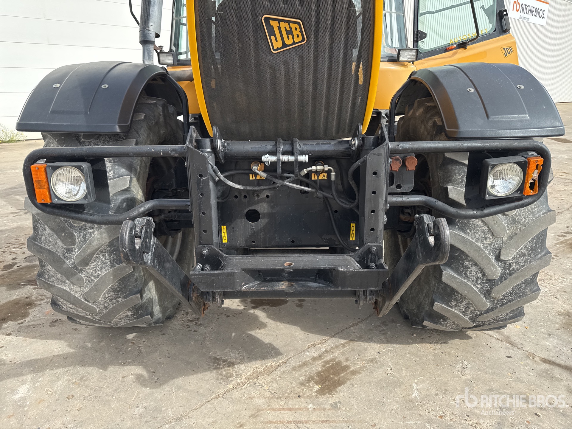 2003 JCB FASTRAC 3185