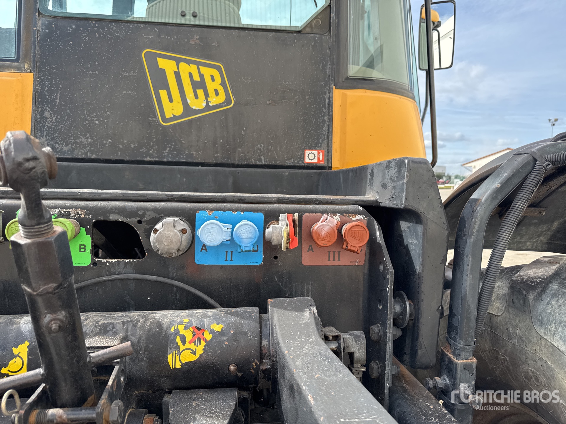 2003 JCB FASTRAC 3185