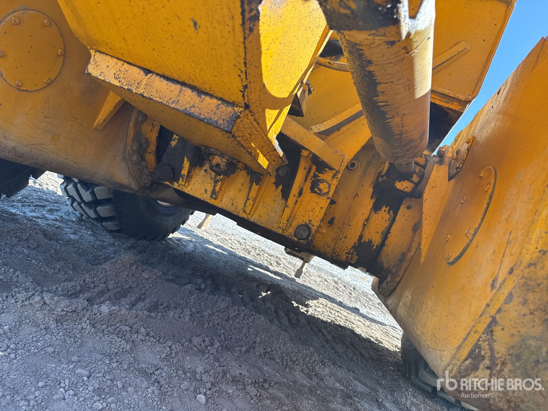 1991 John Deere 770B
