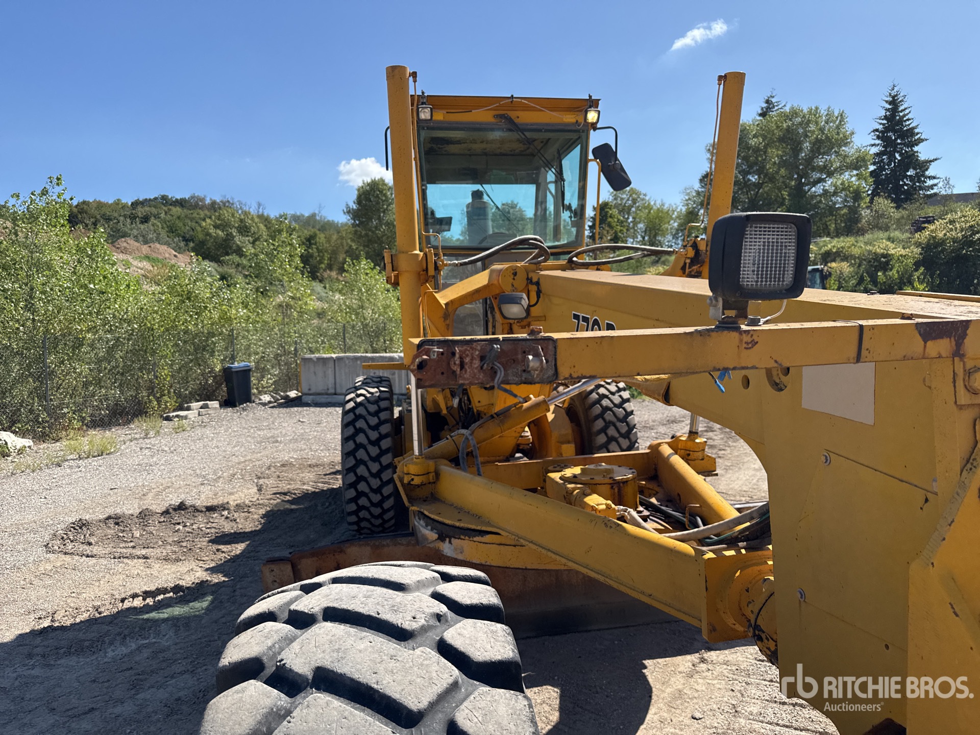1991 John Deere 770B