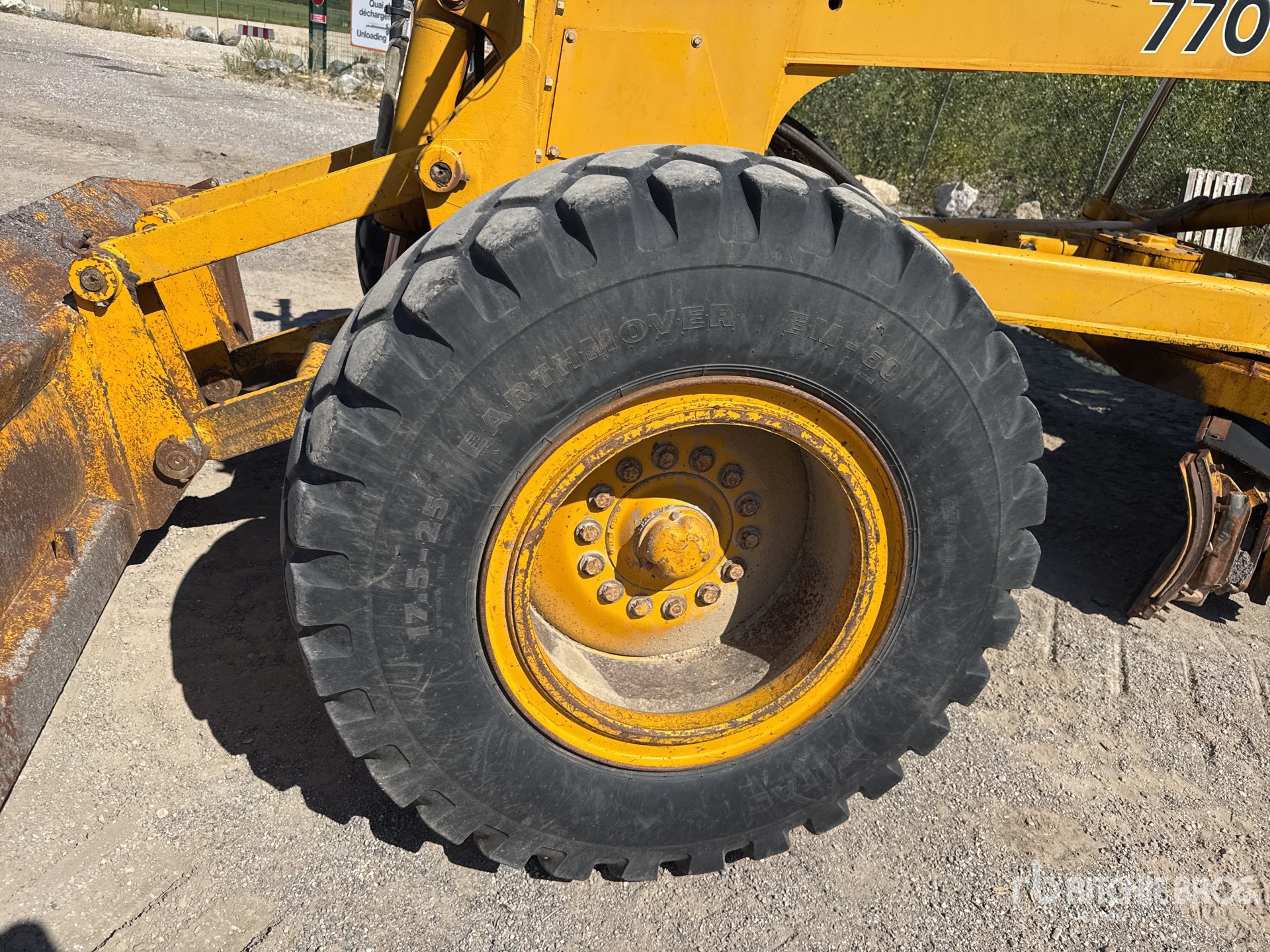 1991 John Deere 770B