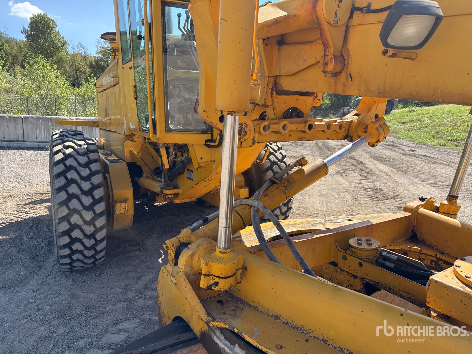 1991 John Deere 770B