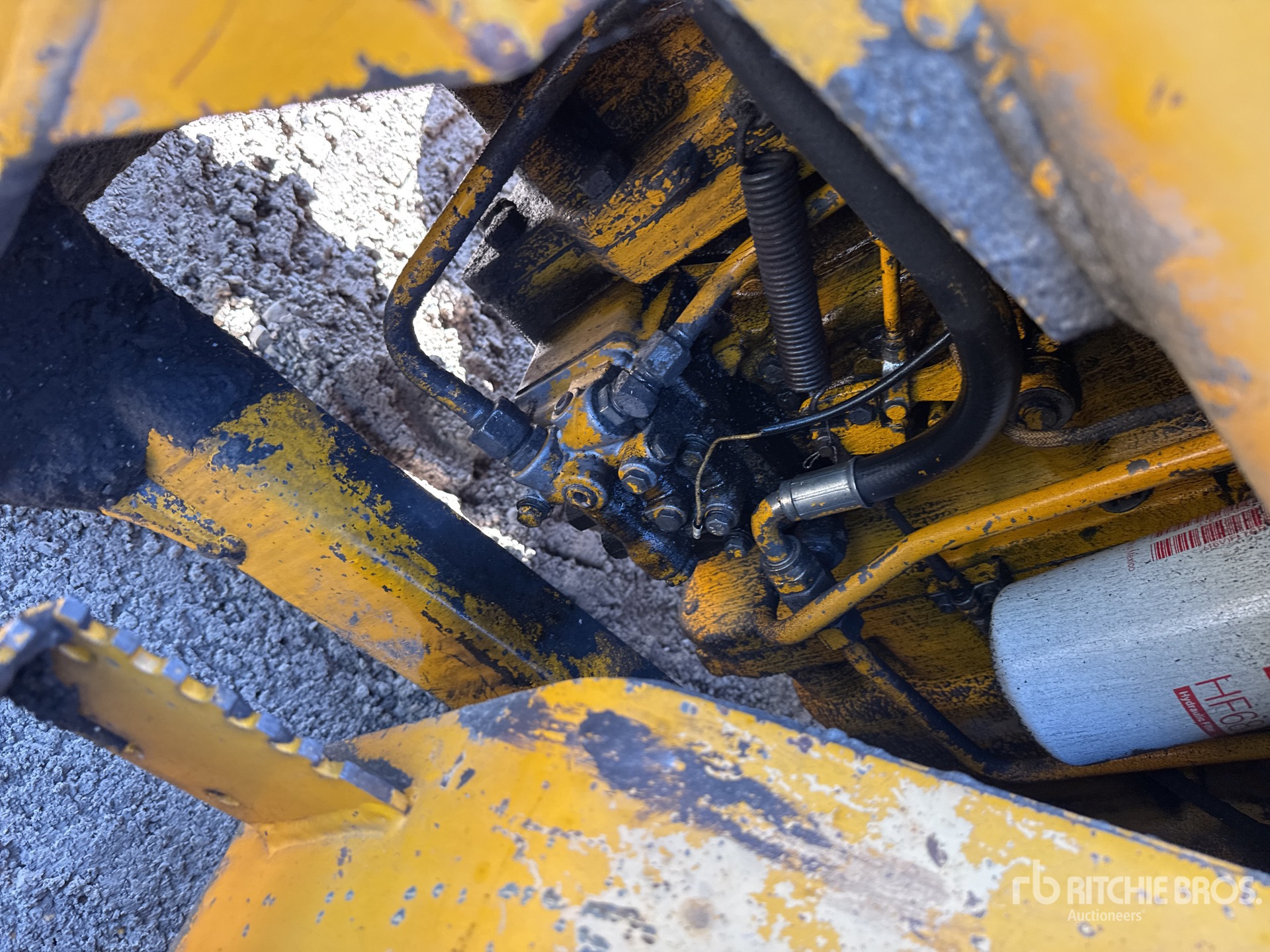 1991 John Deere 770B