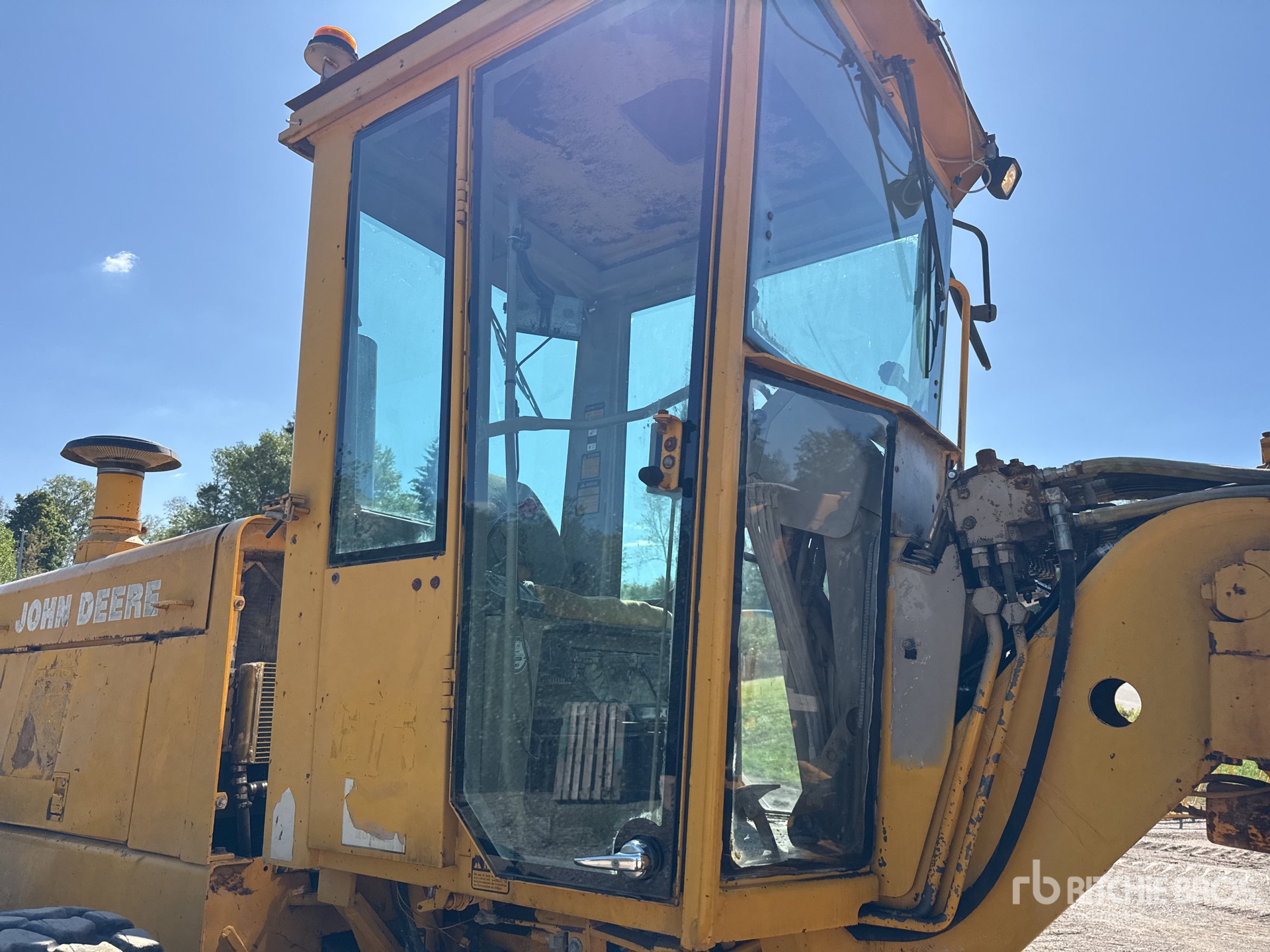 1991 John Deere 770B