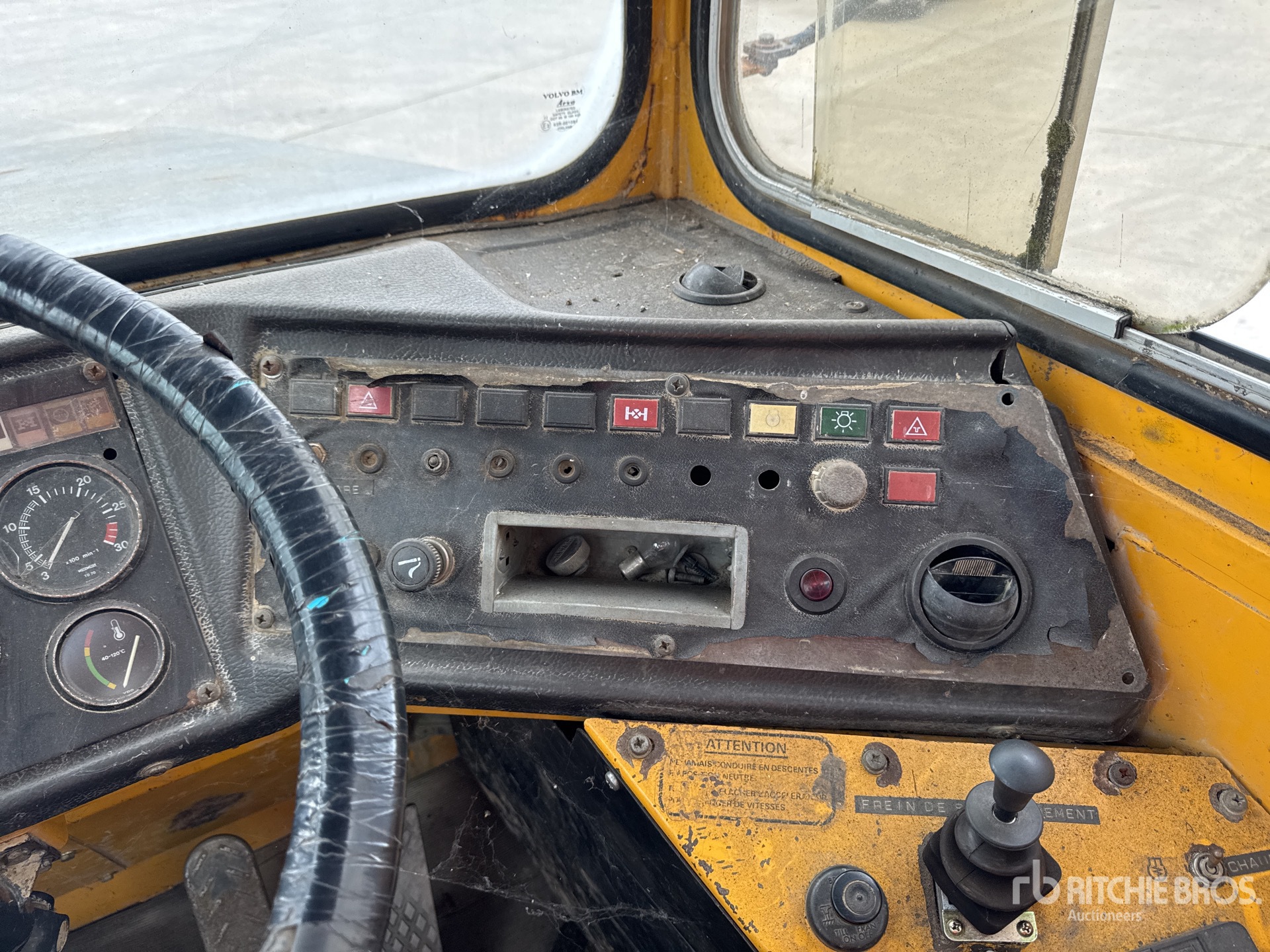 Volvo 5350