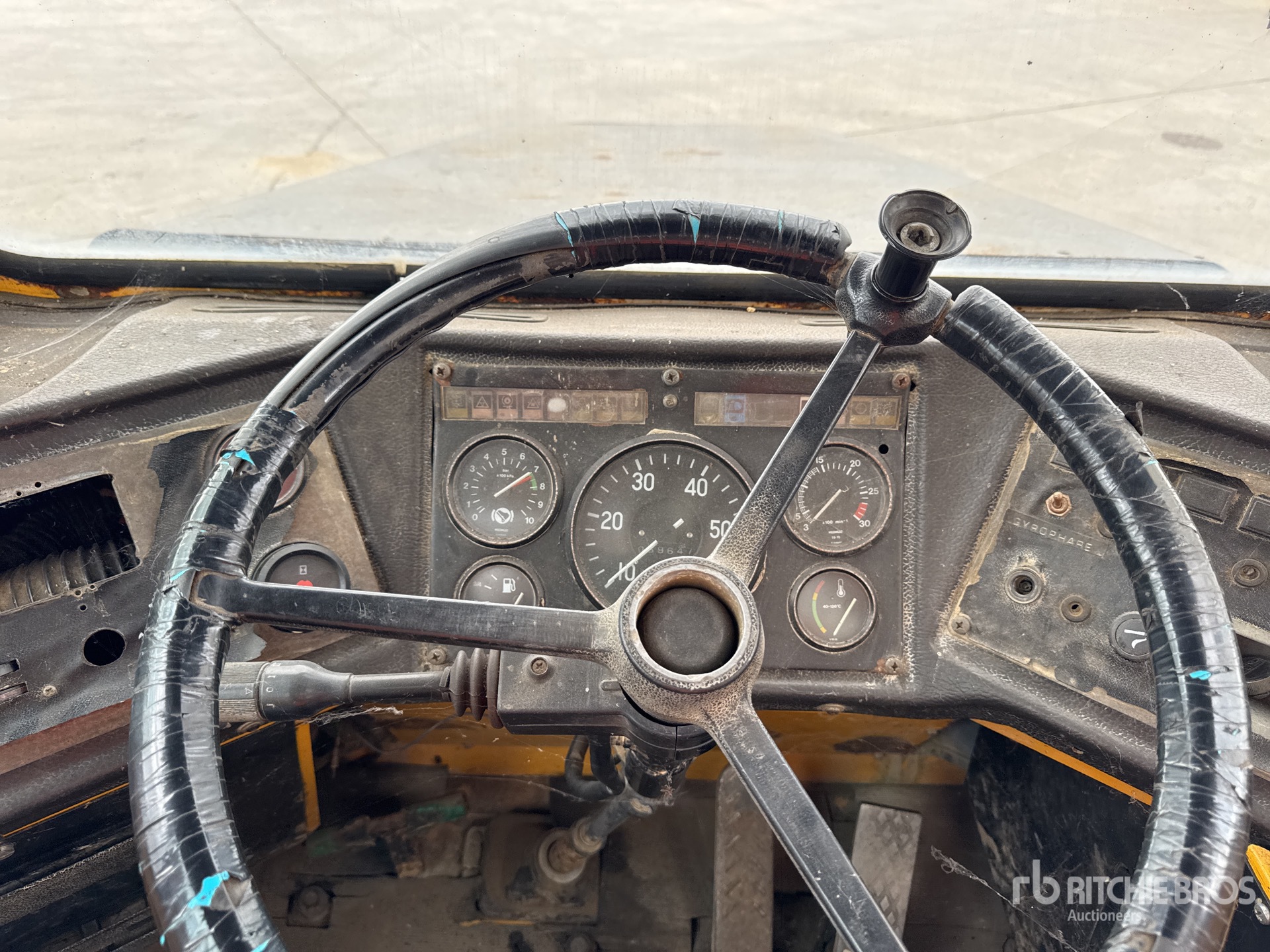 Volvo 5350