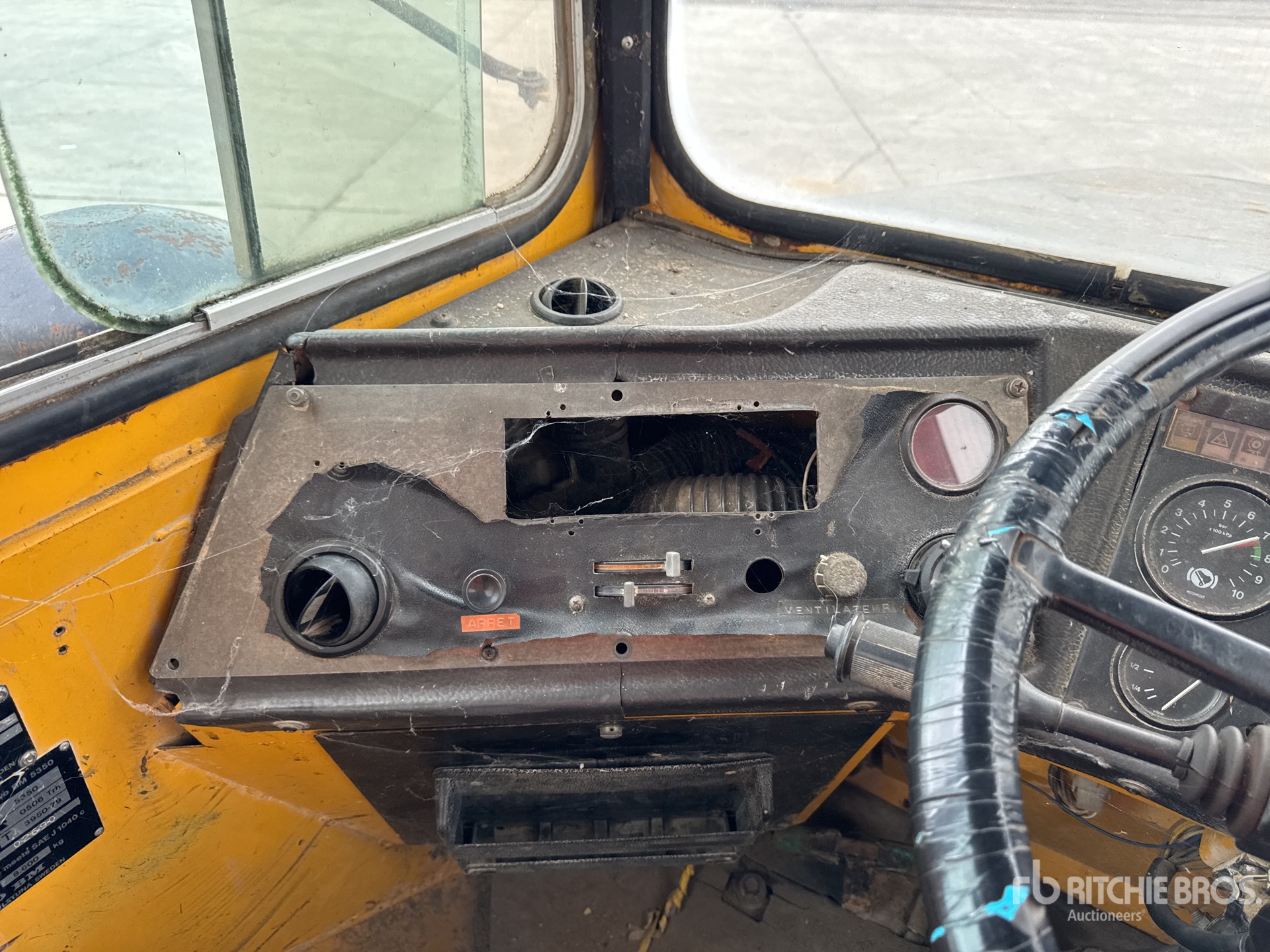 Volvo 5350