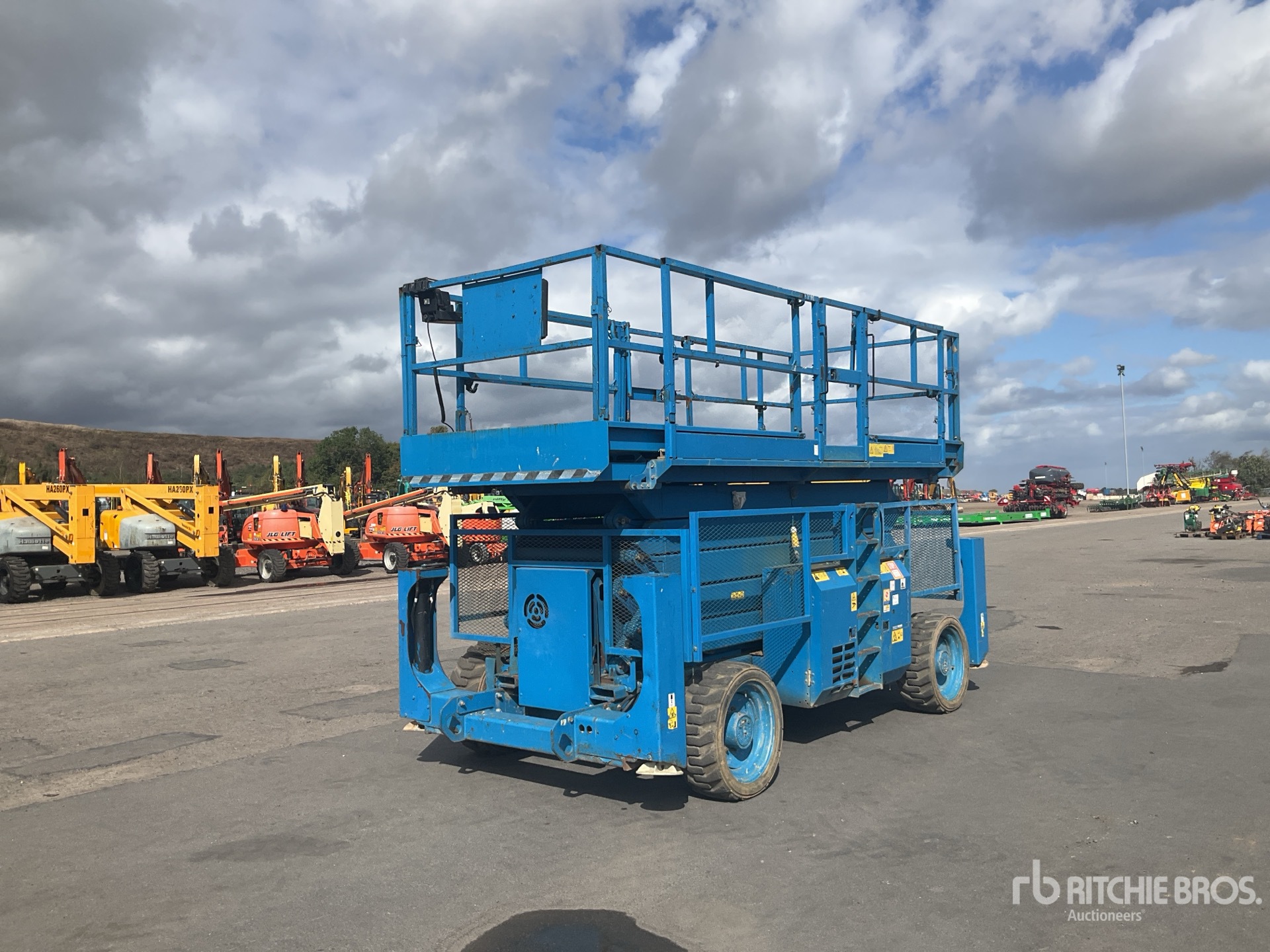 2013 Genie GS-5390