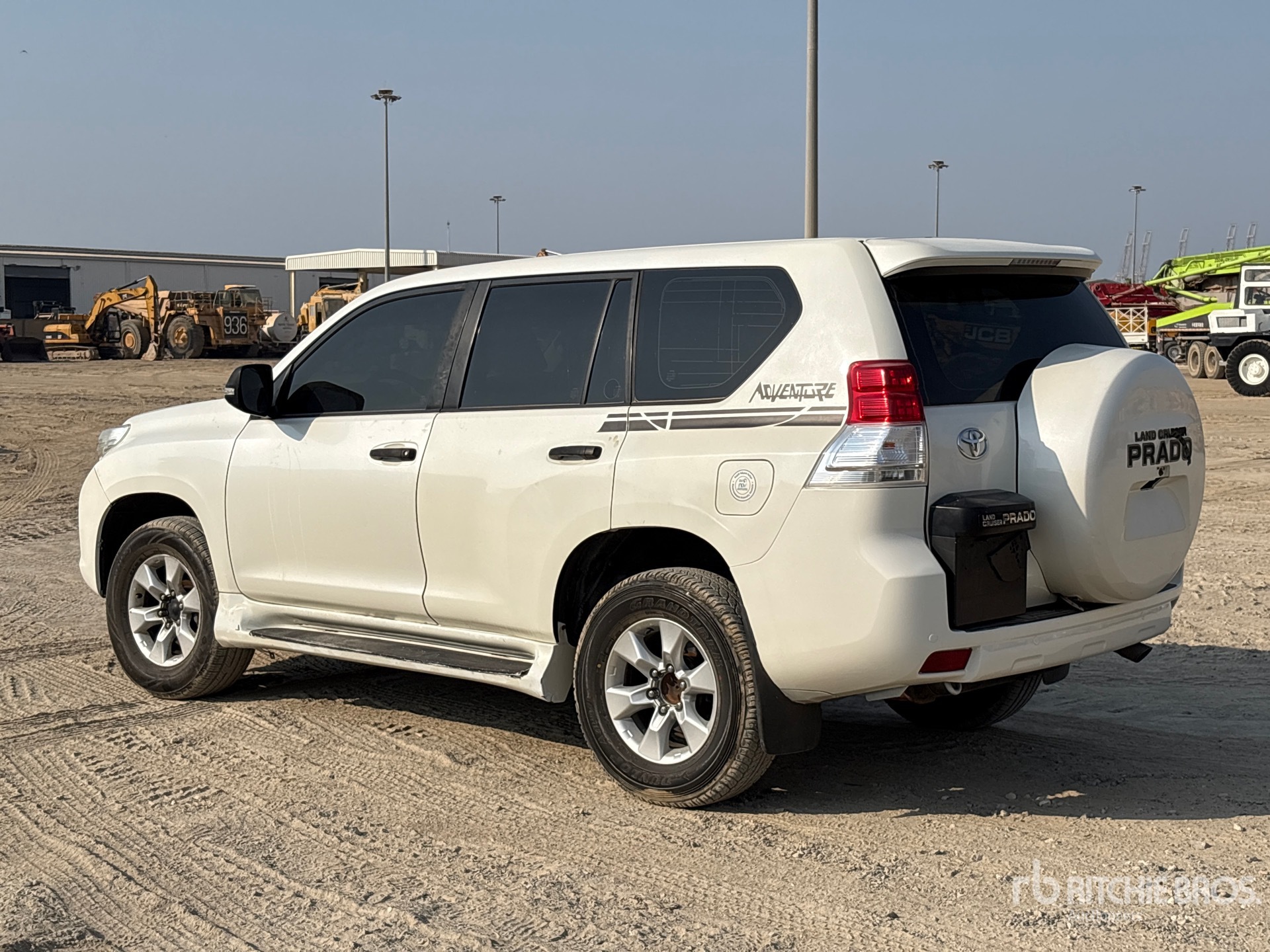 2013 Toyota PRADO