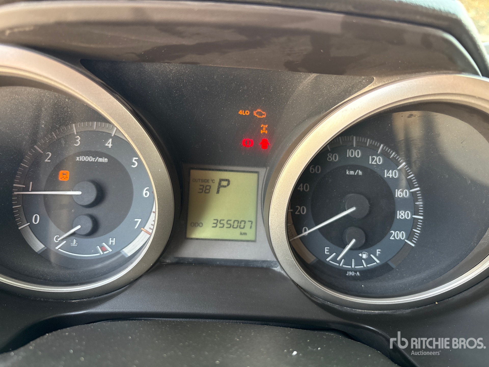 2013 Toyota PRADO