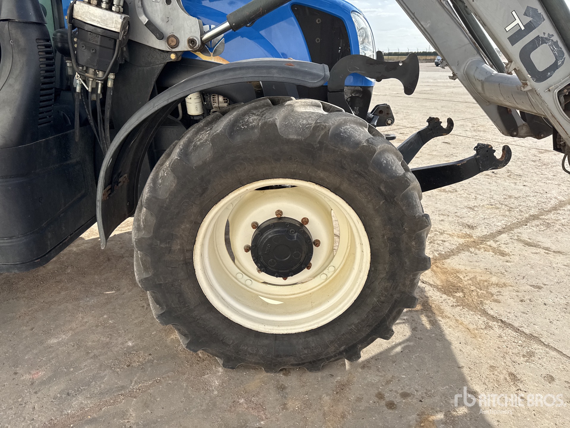 2013 New Holland T6.165