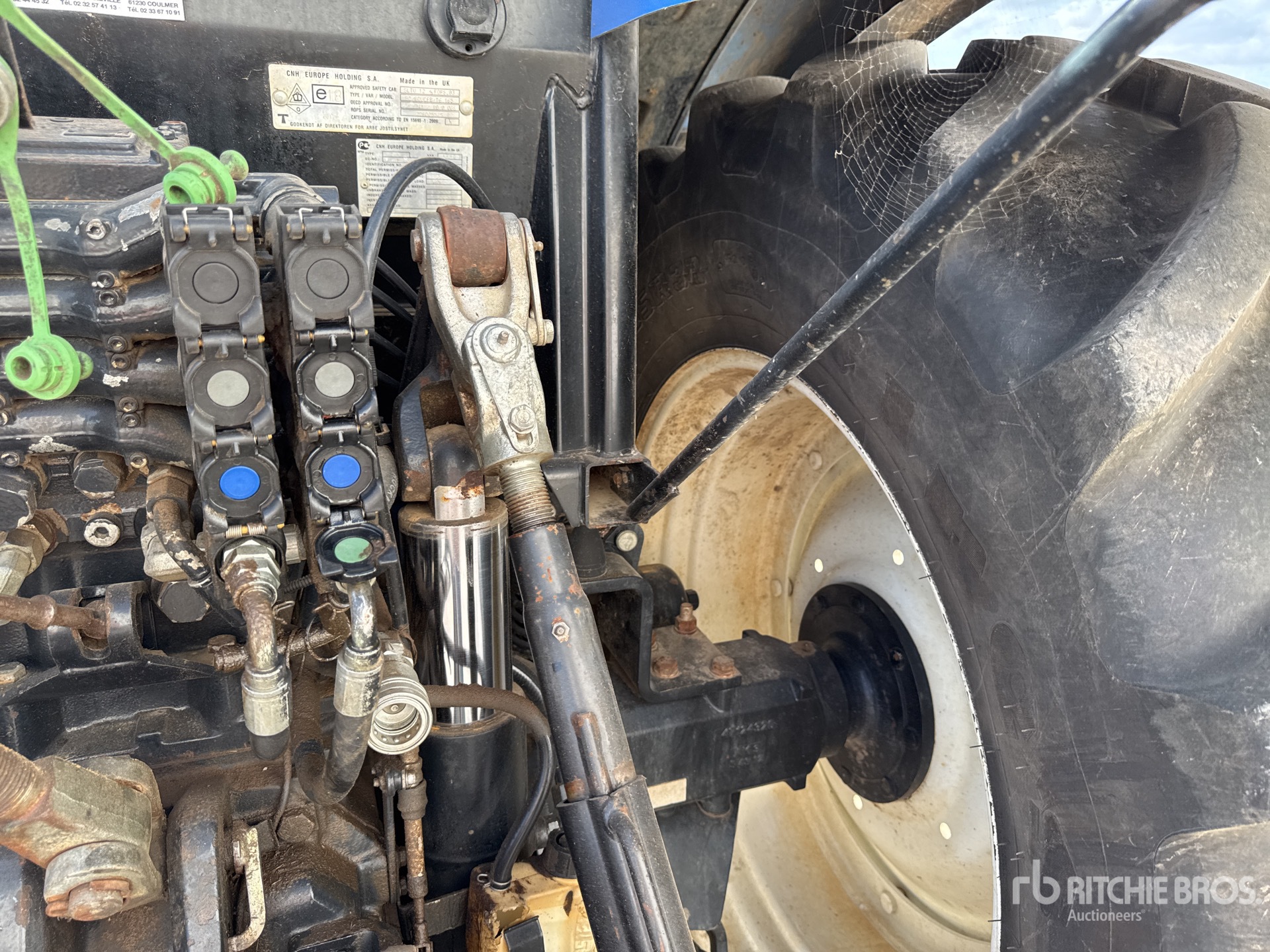 2013 New Holland T6.165