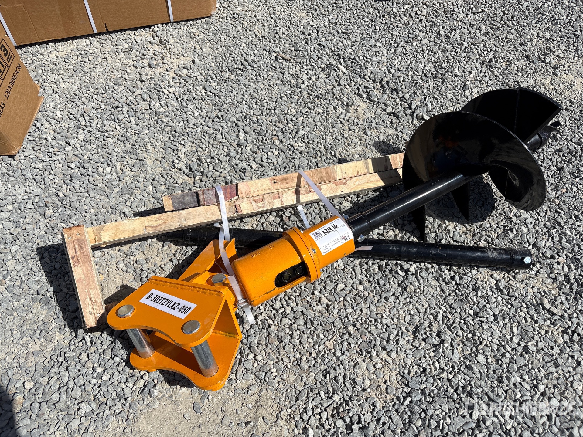 2026 GIYI 16 IN - FITS CAT 303 (UNUSED)