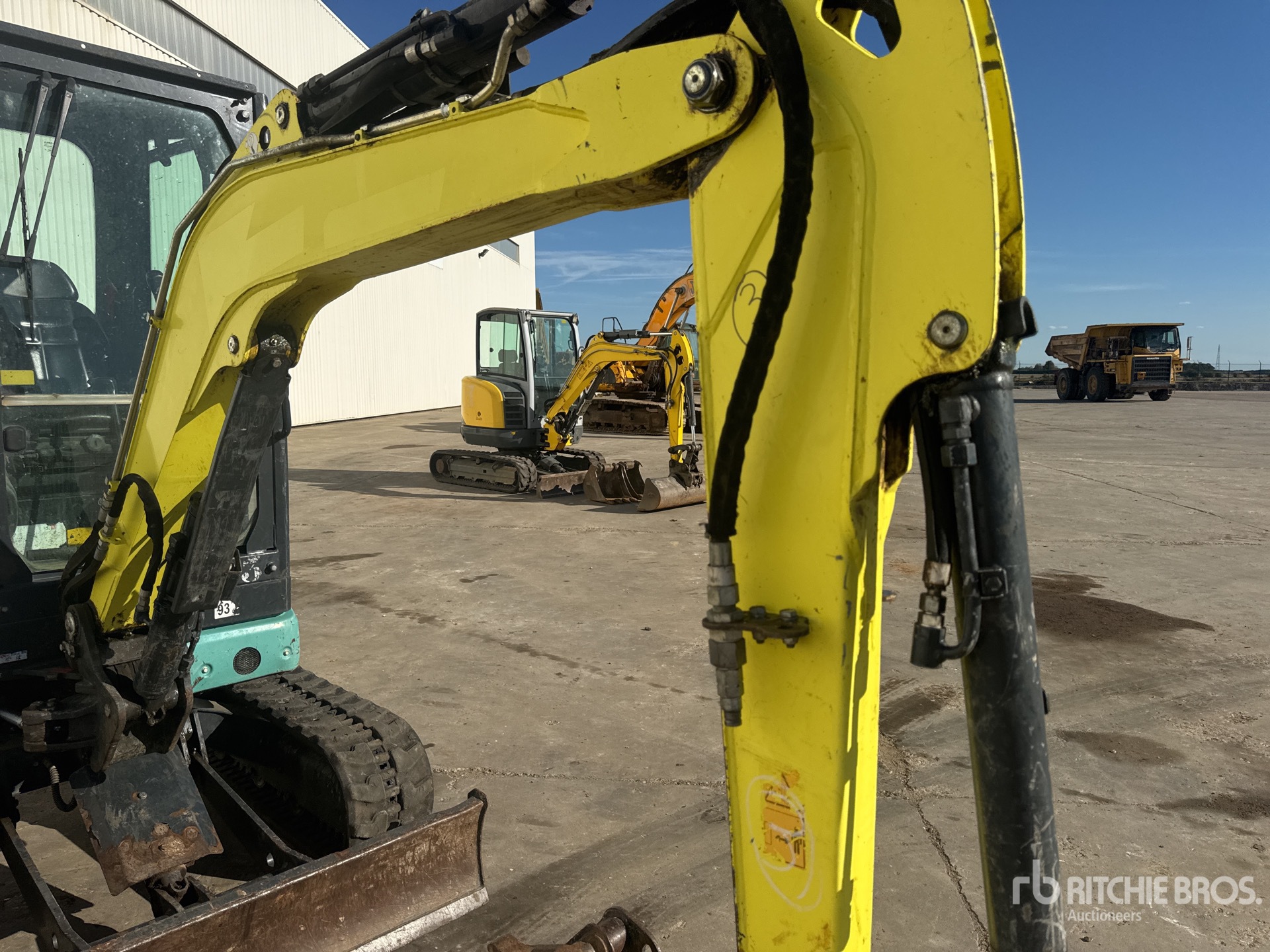 2022 Ammann AMX25