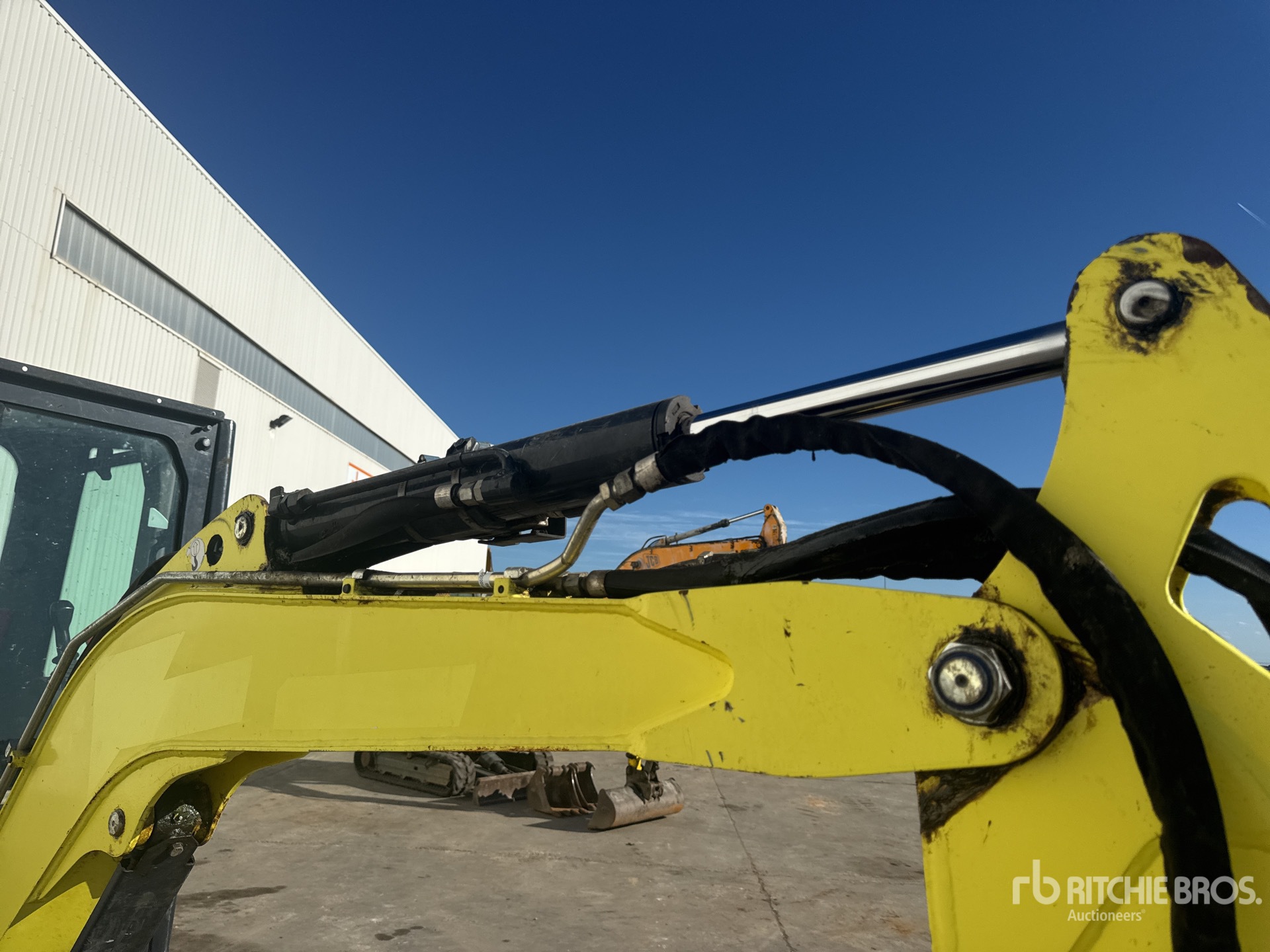 2022 Ammann AMX25