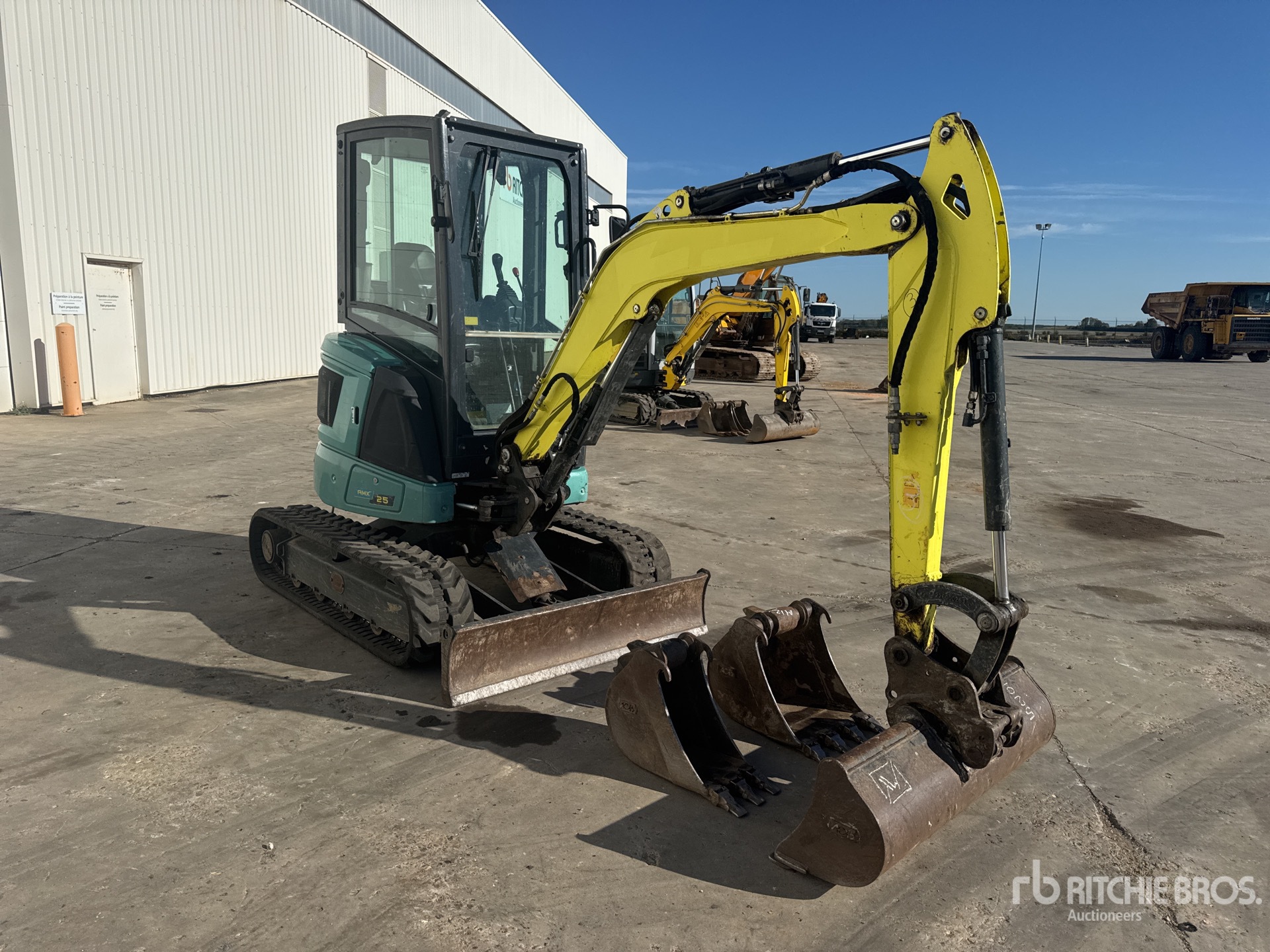 2022 Ammann AMX25