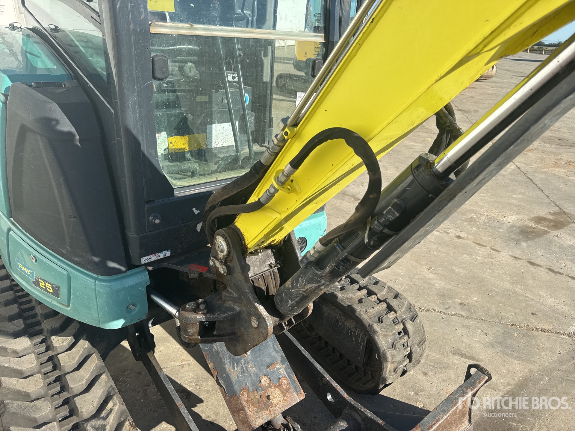 2022 Ammann AMX25