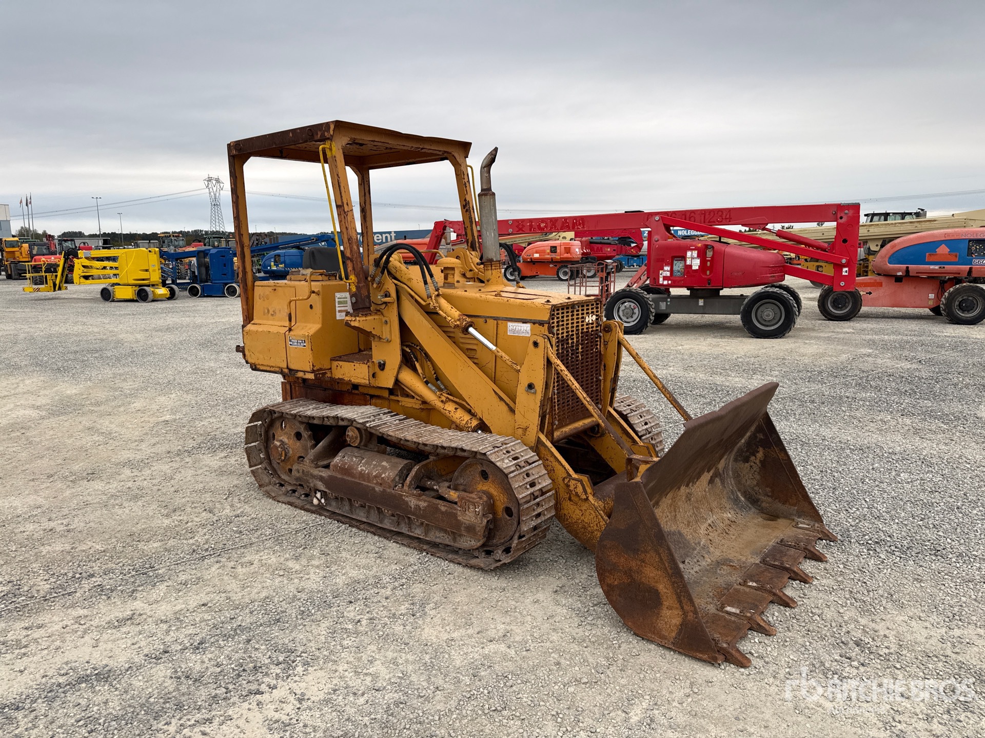 Komatsu D31S-16
