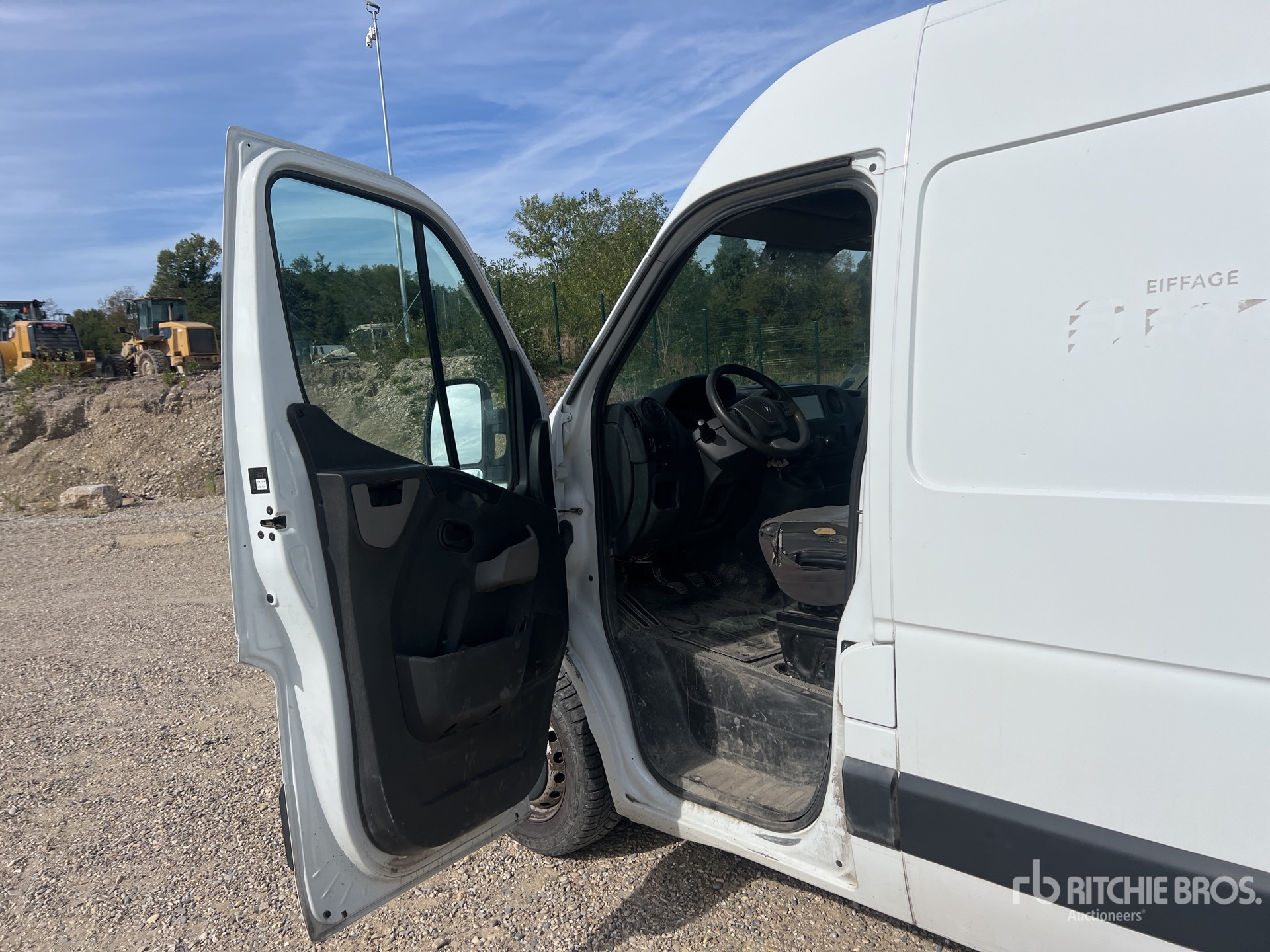 2018 Renault MASTER DCI 145