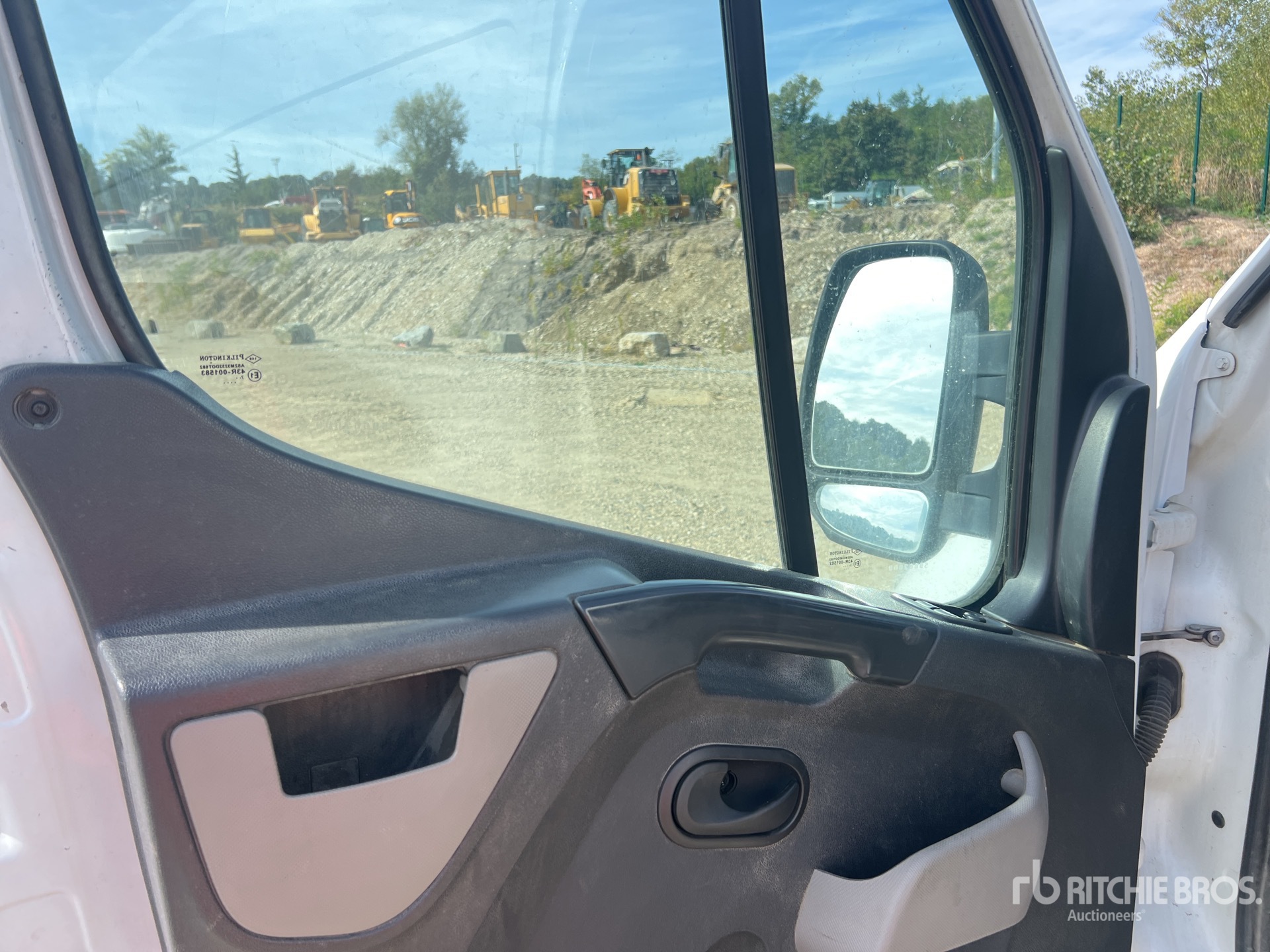 2018 Renault MASTER DCI 145