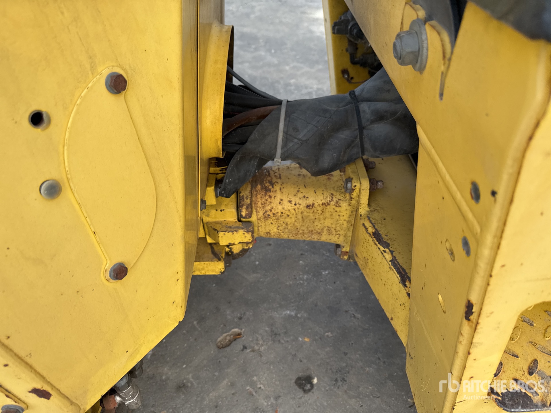 1999 Bomag BW120 AD3
