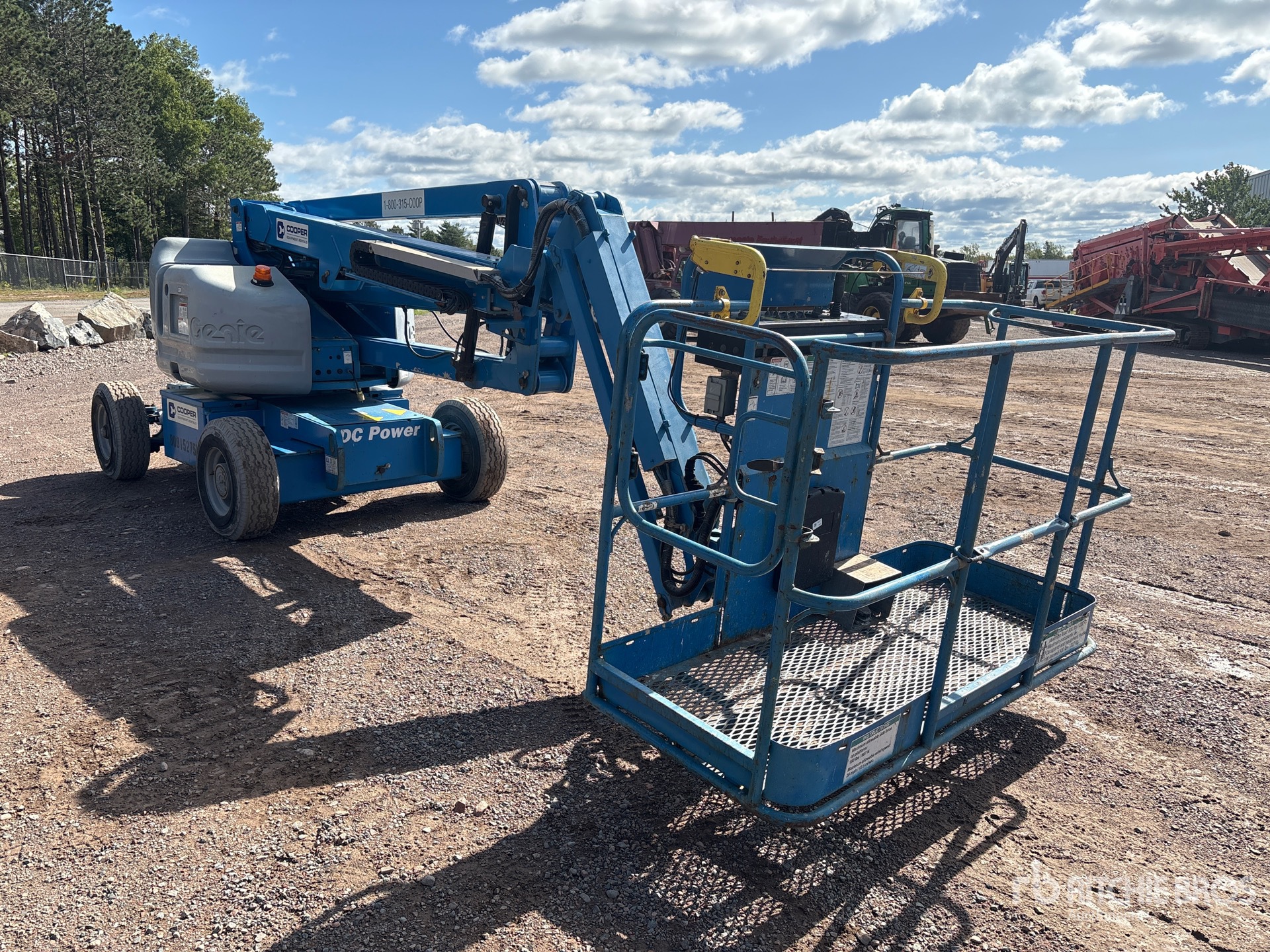 2017 Genie Z-45/25J