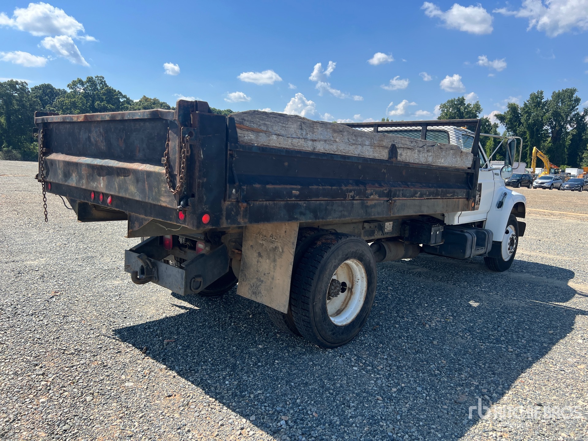 1998 Ford F800