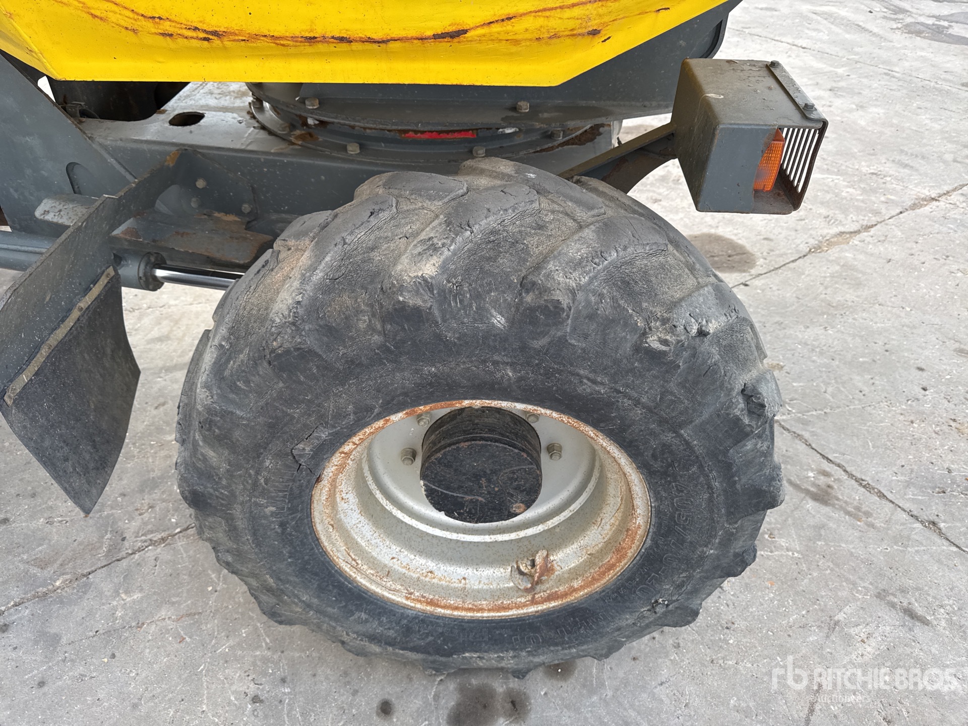 2013 Wacker Neuson 6001