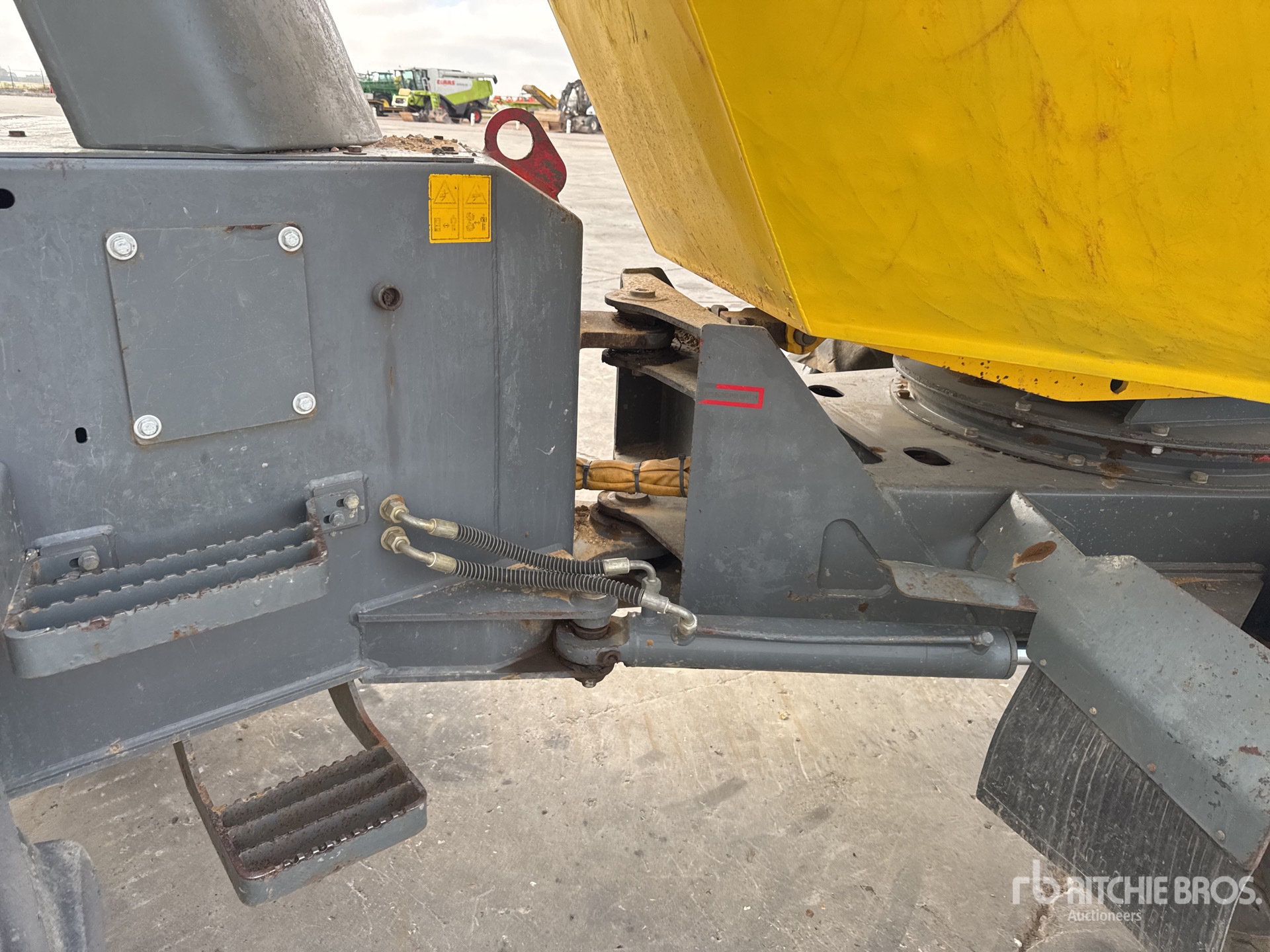 2013 Wacker Neuson 6001