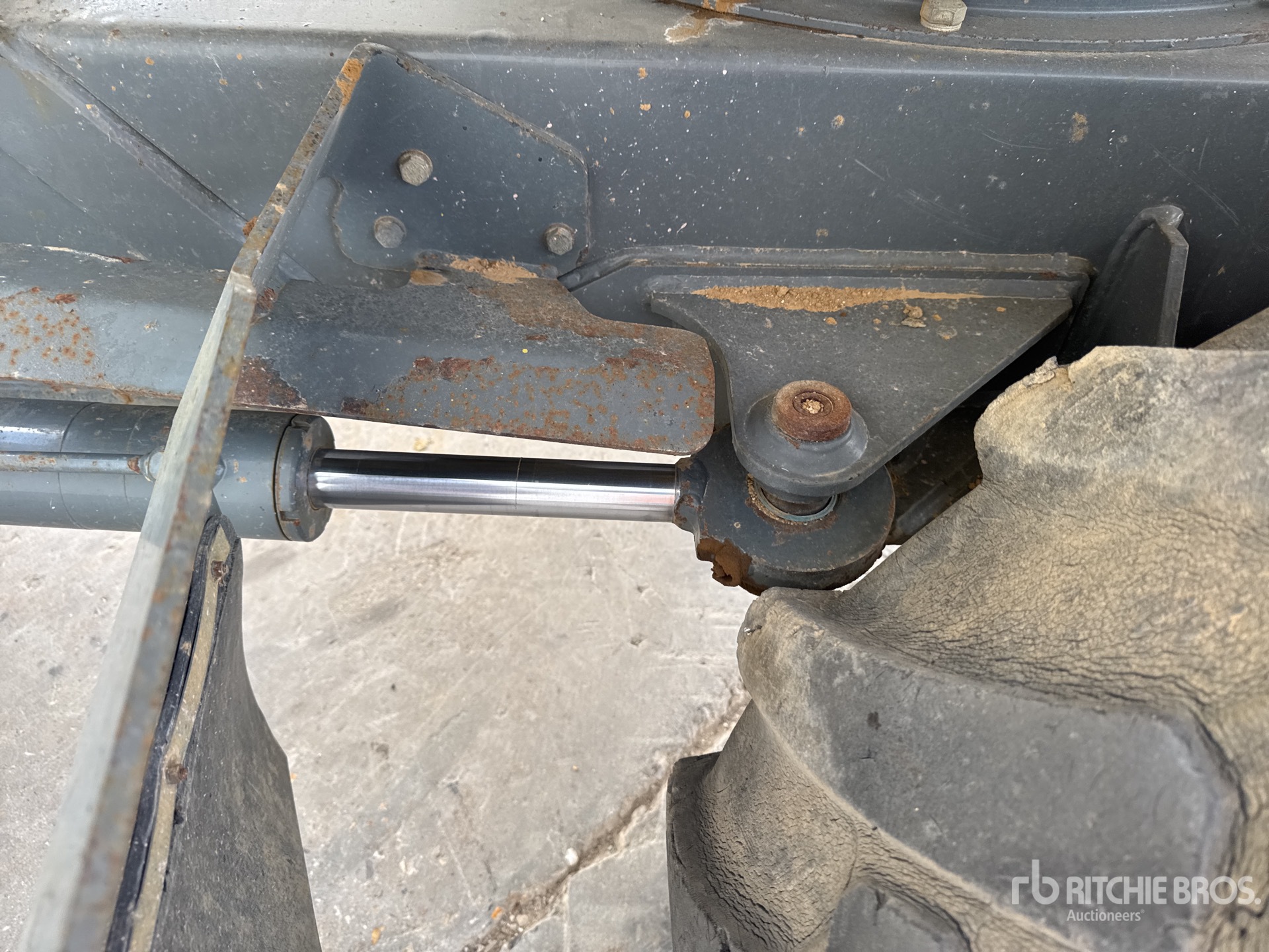 2013 Wacker Neuson 6001
