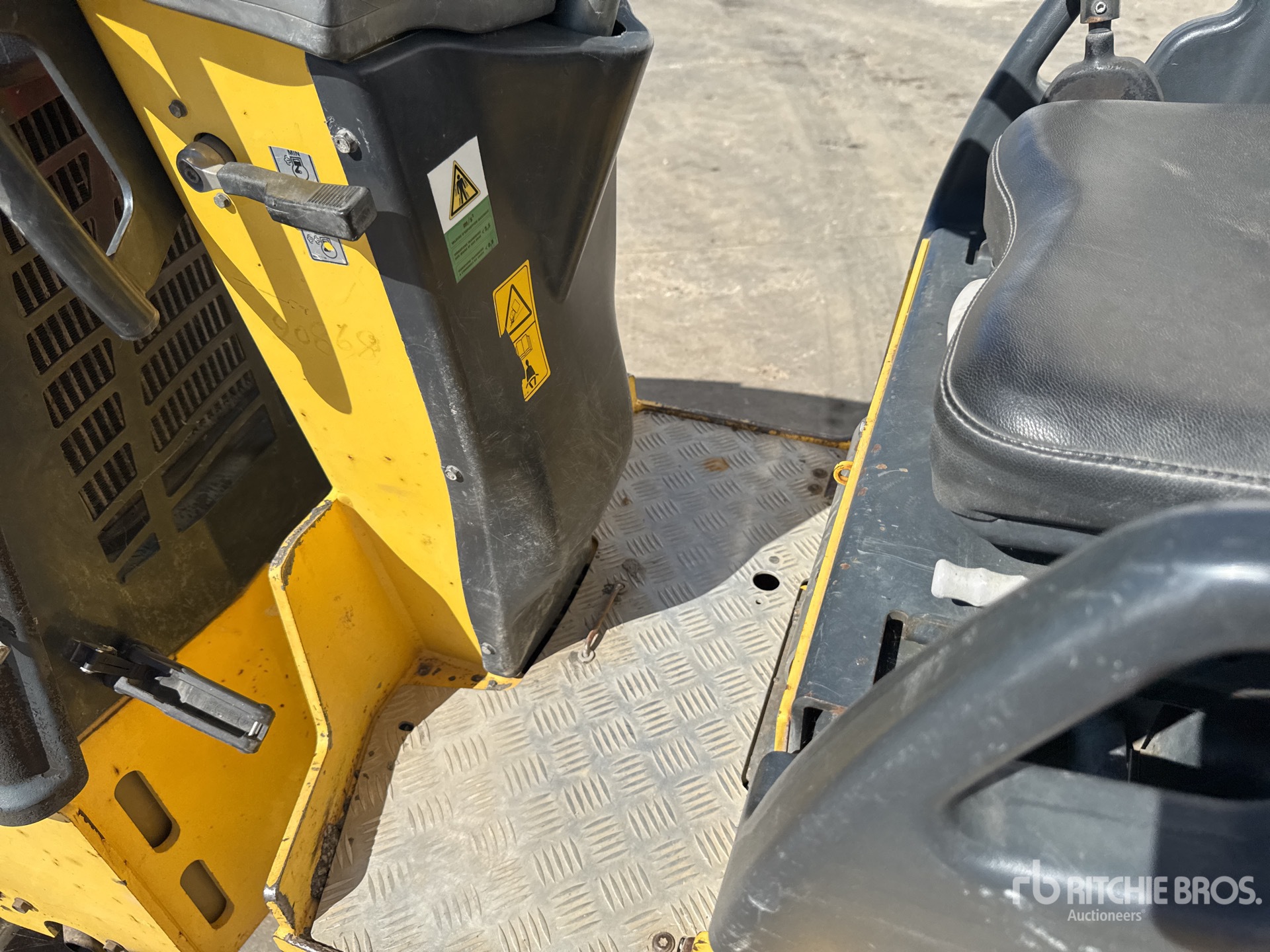 2014 Bomag BW100ADM-5