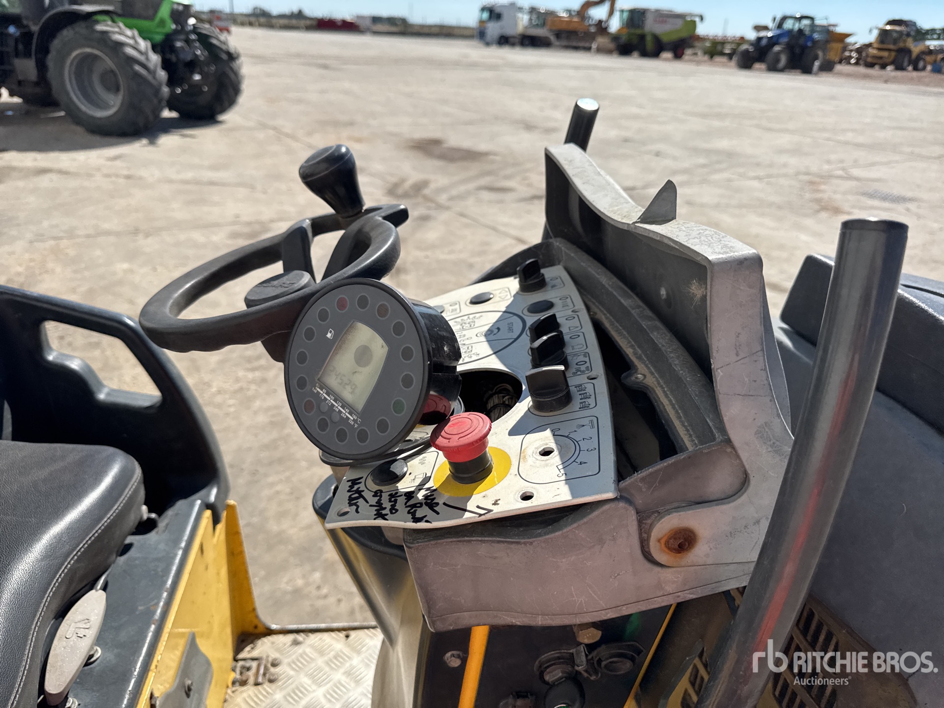 2014 Bomag BW100ADM-5