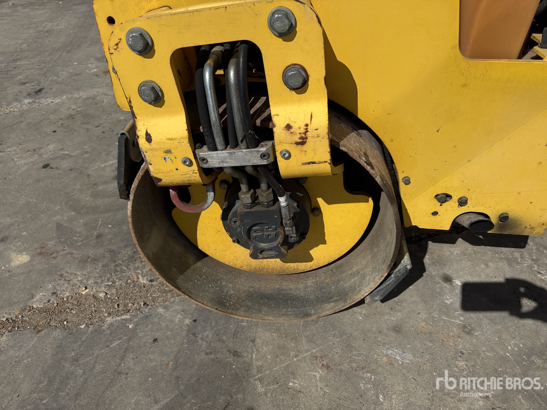 2014 Bomag BW100ADM-5