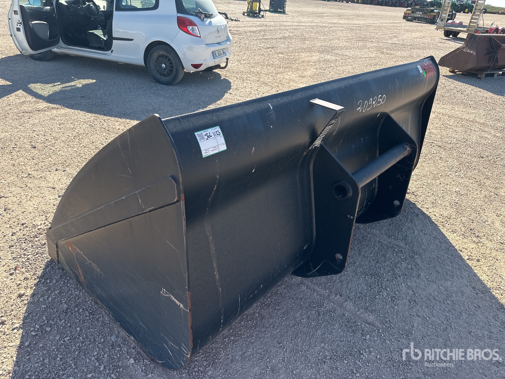 2015 Manitou 2450 MM GODET