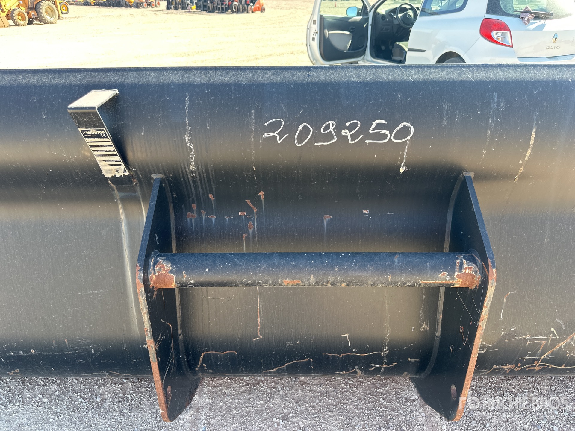 2015 Manitou 2450 MM GODET