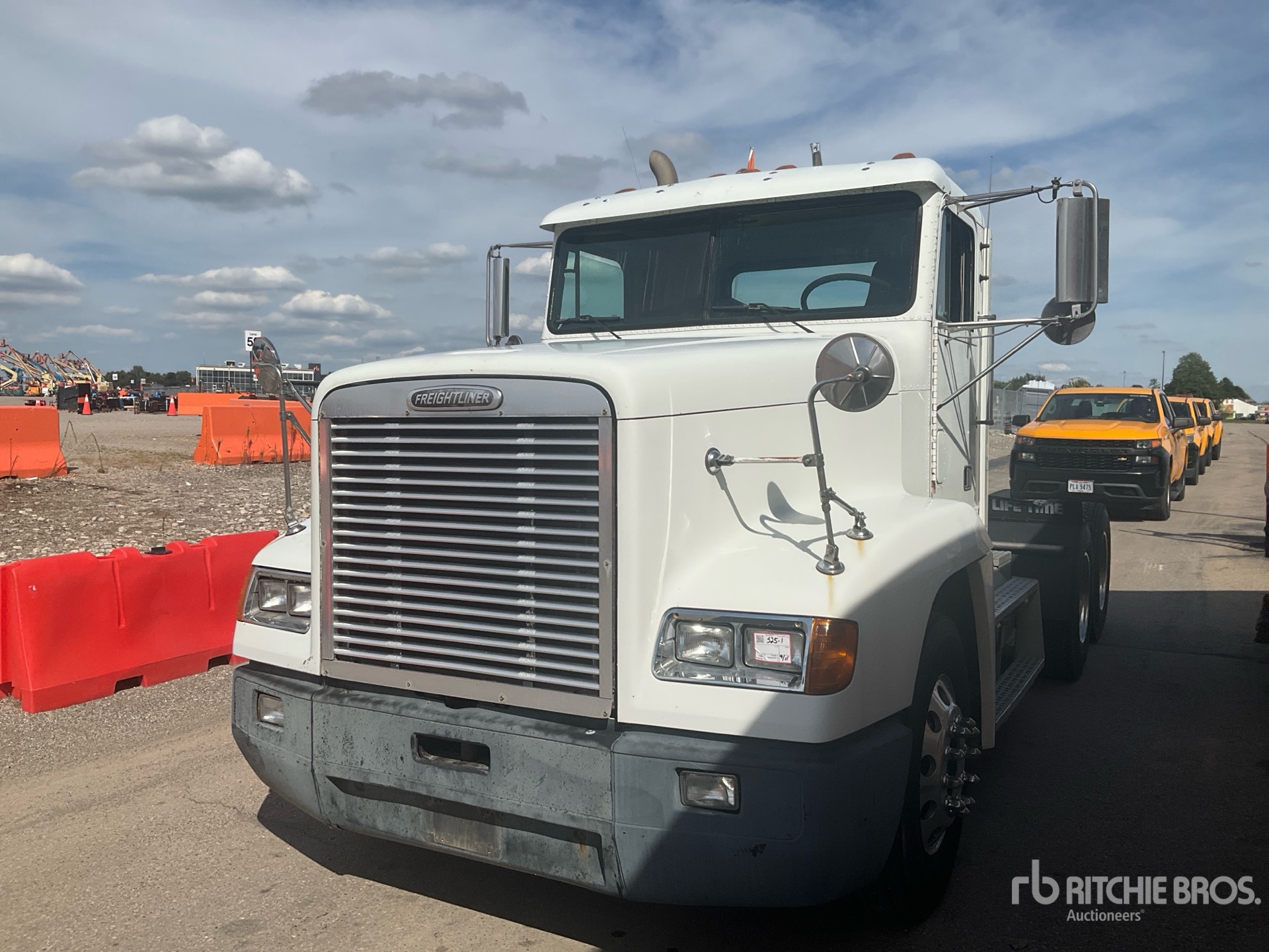 1999 Freightliner FLD 120