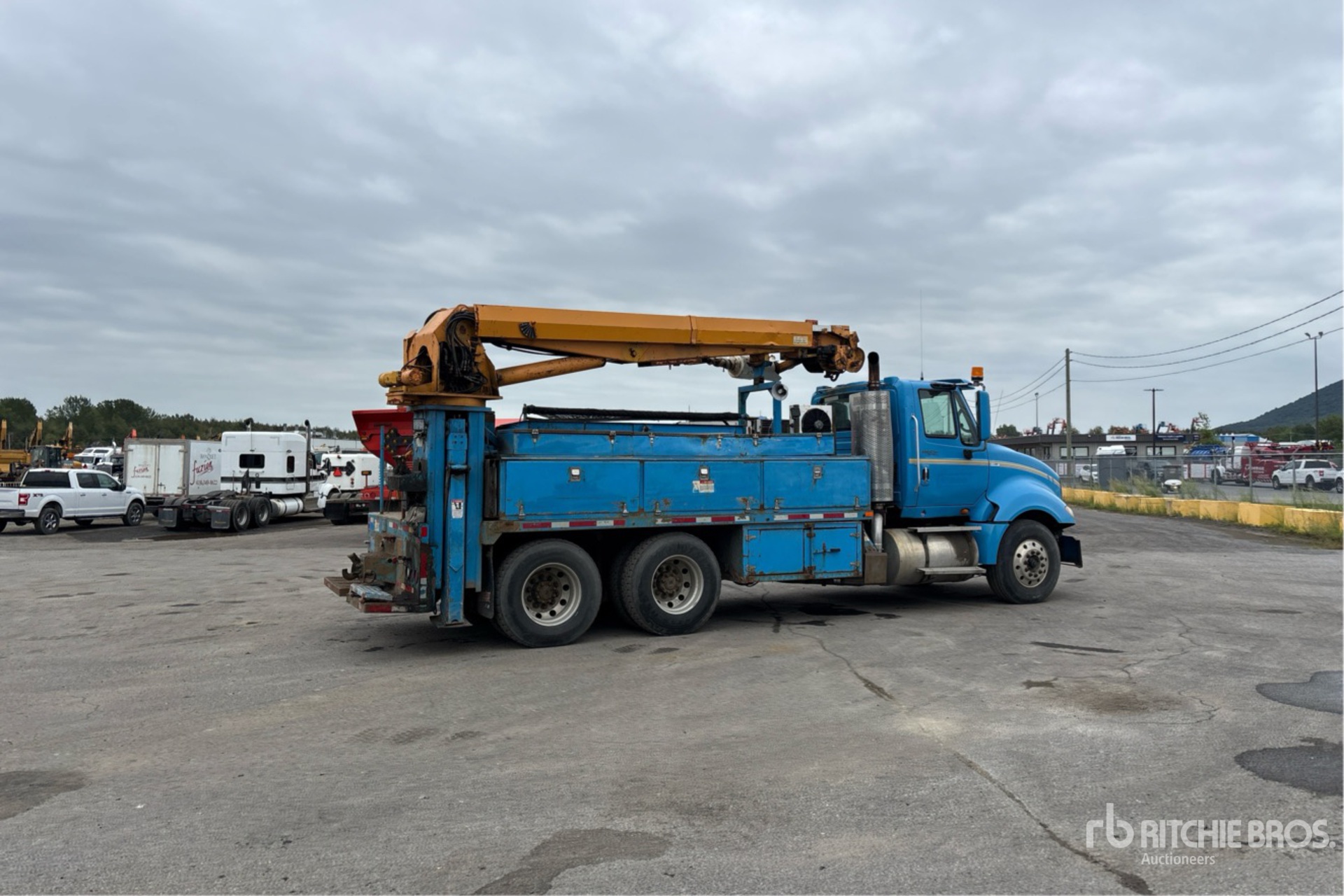 2010 International PROSTAR
