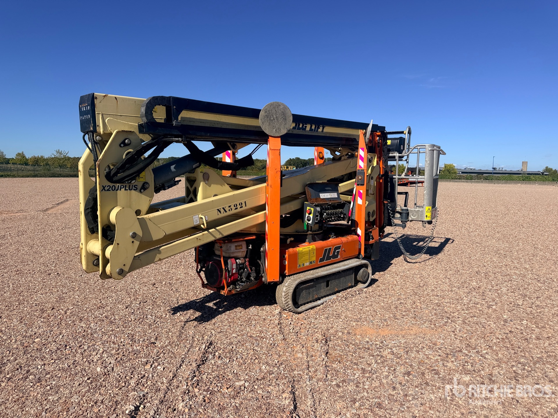 Photo of 2017 JLG X20J