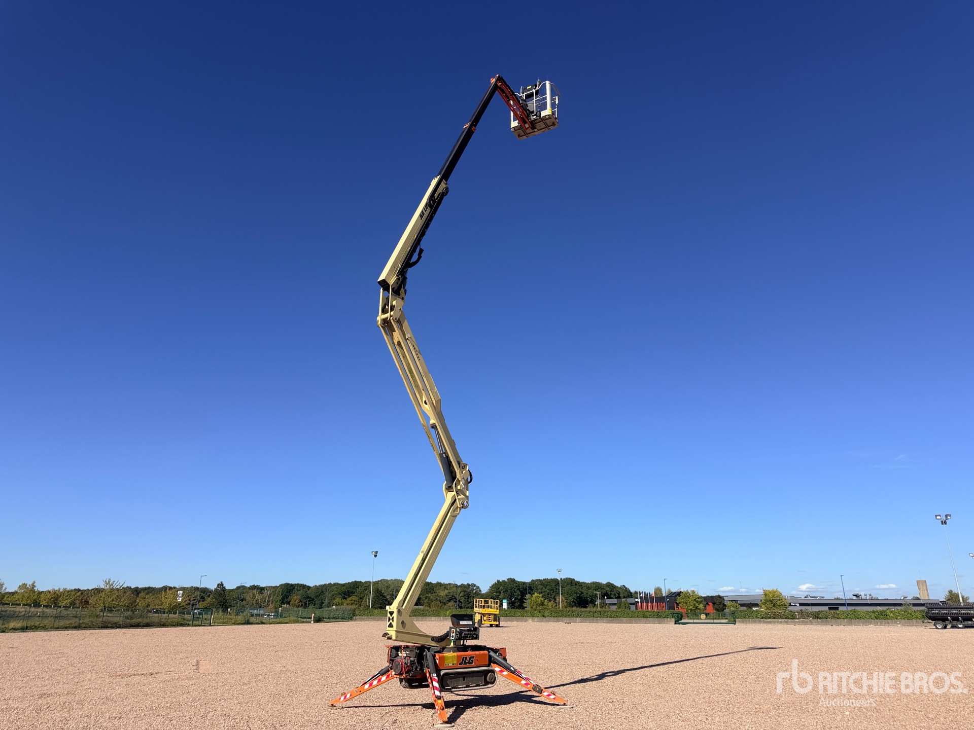2017 JLG X20J