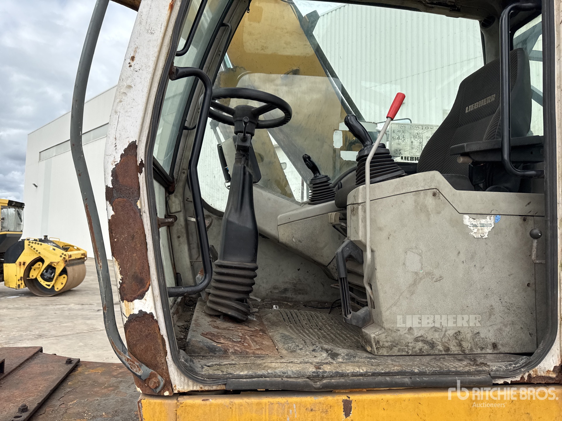 2008 Liebherr A904 C L