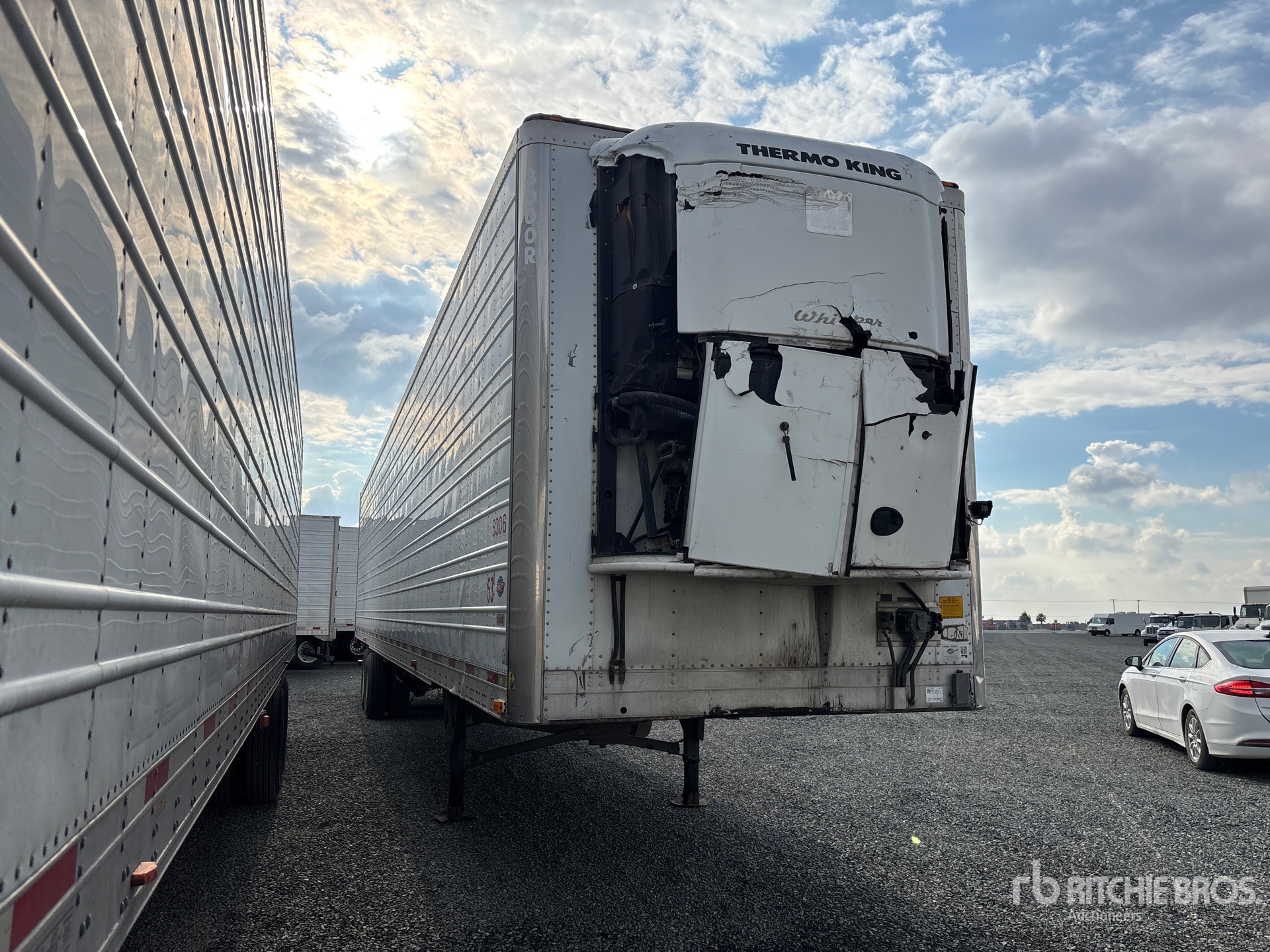 2009 Utility 53 FT X 102 IN T/A