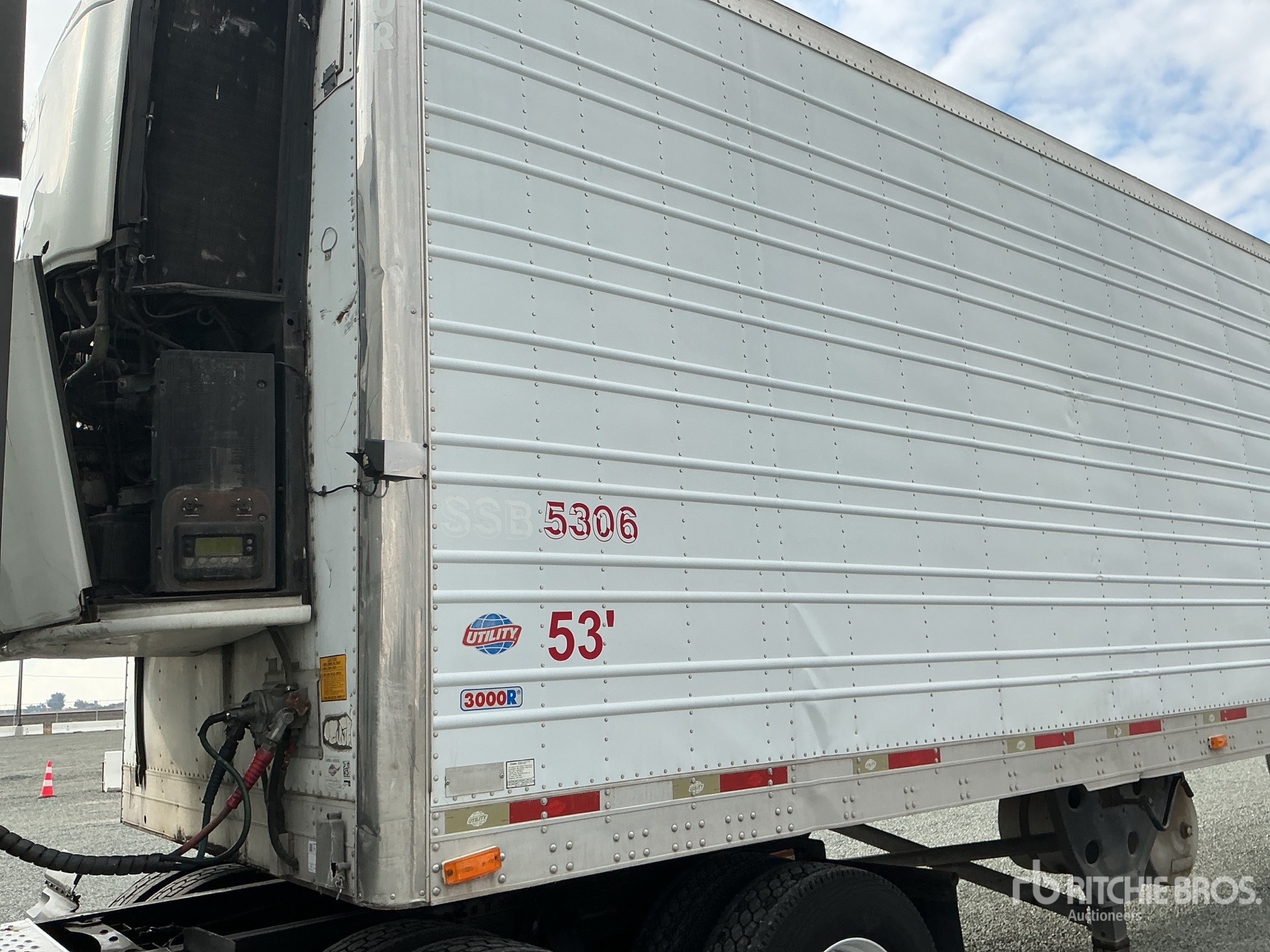 2009 Utility 53 FT X 102 IN T/A
