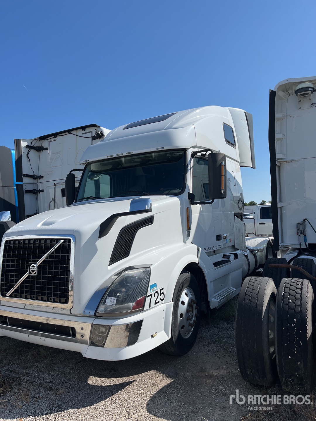 2015 Volvo VNL