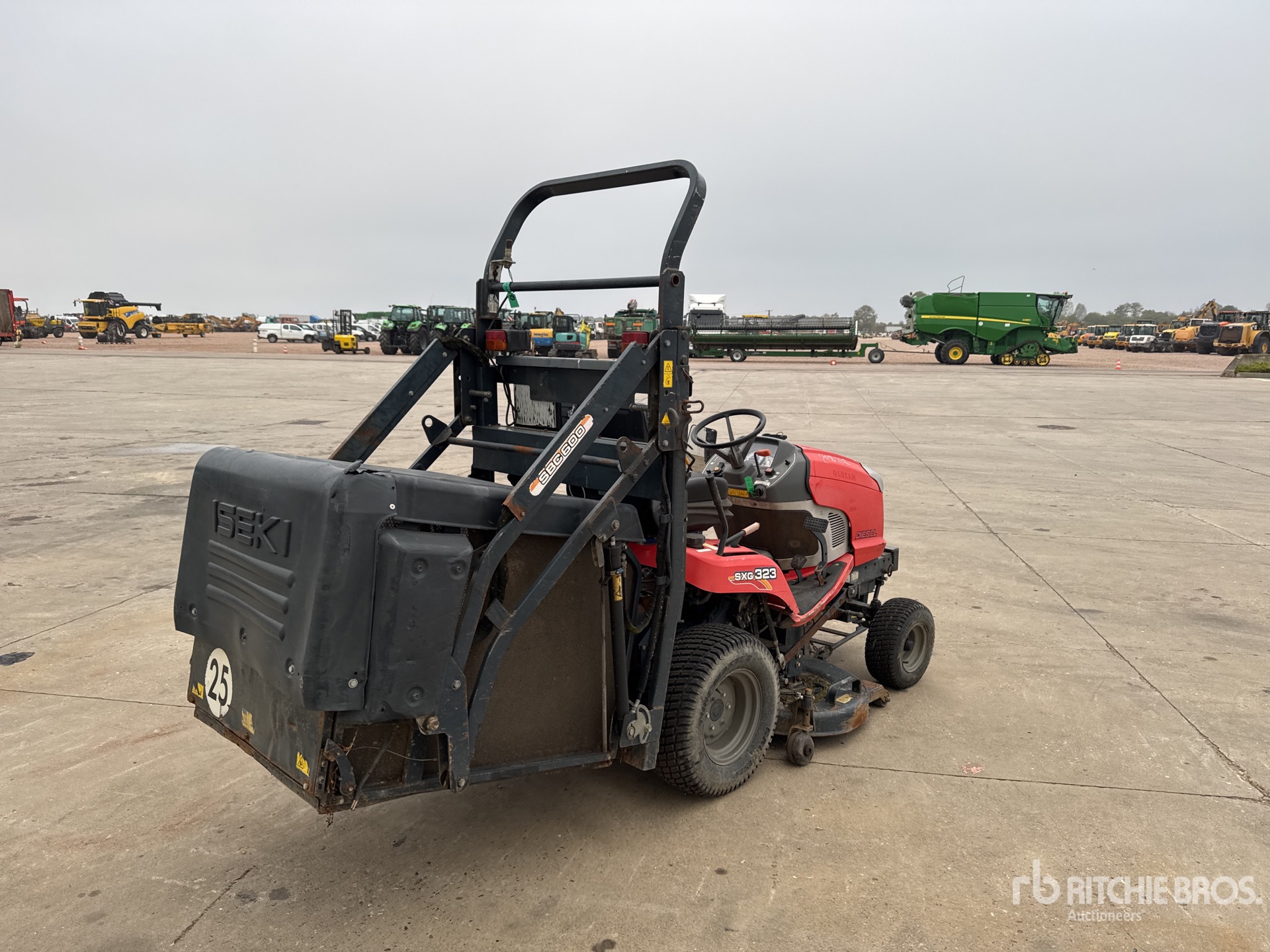 2015 Iseki SXG323H