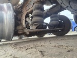 Underbody with Non-Driven Drop Axle (2)